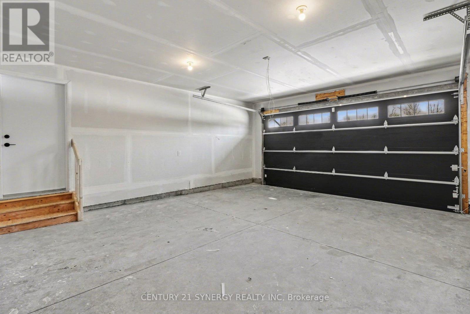 63 Villeneuve Street, North Stormont, Ontario K0C 1W0 - Photo 31 - X12841882