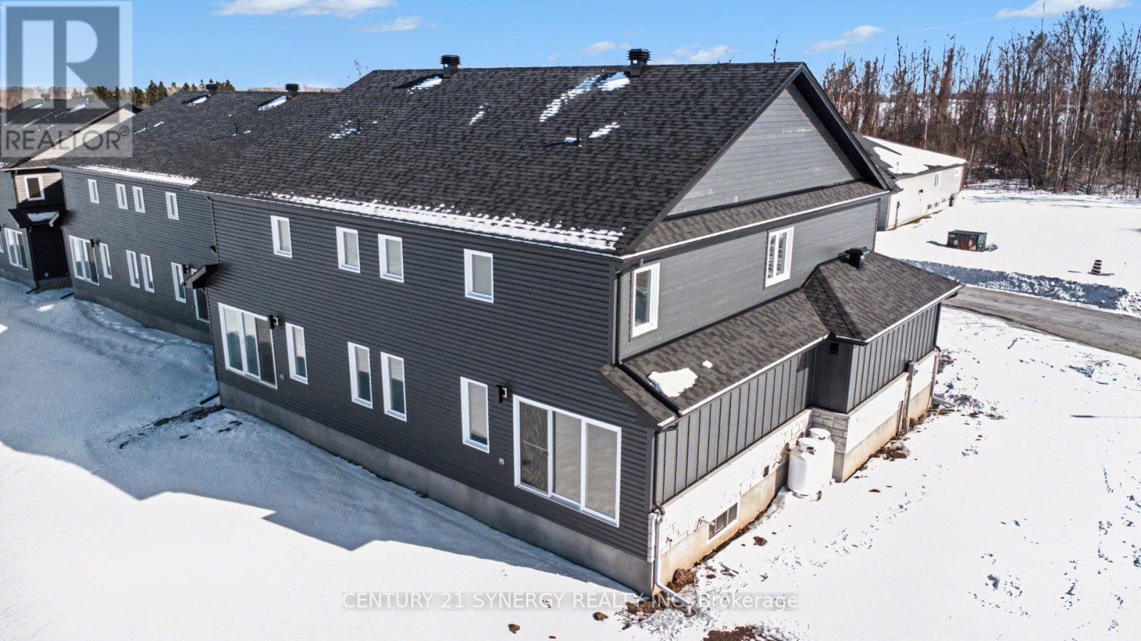 63 Villeneuve Street, North Stormont, Ontario K0C 1W0 - Photo 34 - X12841882