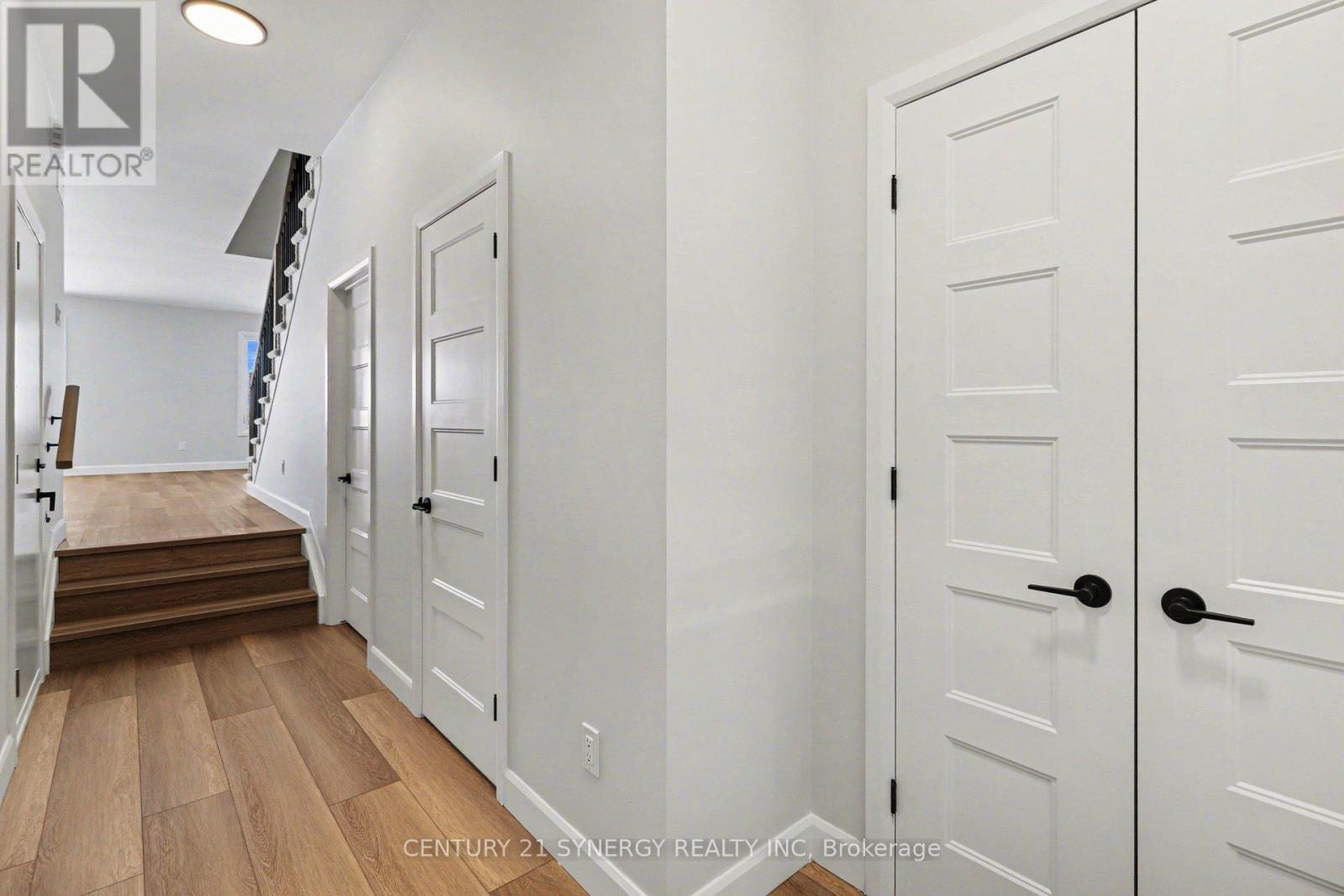 63 Villeneuve Street, North Stormont, Ontario K0C 1W0 - Photo 4 - X12841882