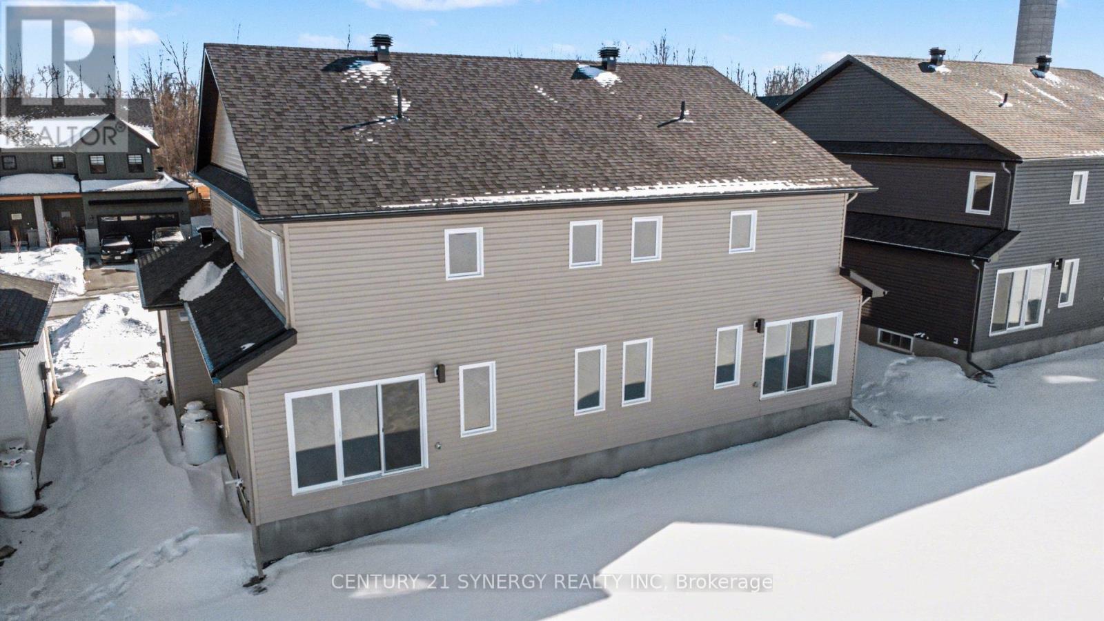 77 Villeneuve Street, North Stormont, Ontario K0C 1W0 - Photo 33 - X12841892