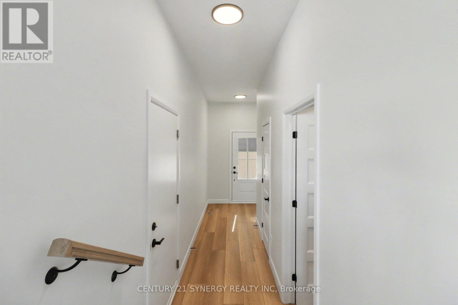 77 Villeneuve Street, North Stormont, Ontario K0C 1W0 - Photo 4 - X12841892