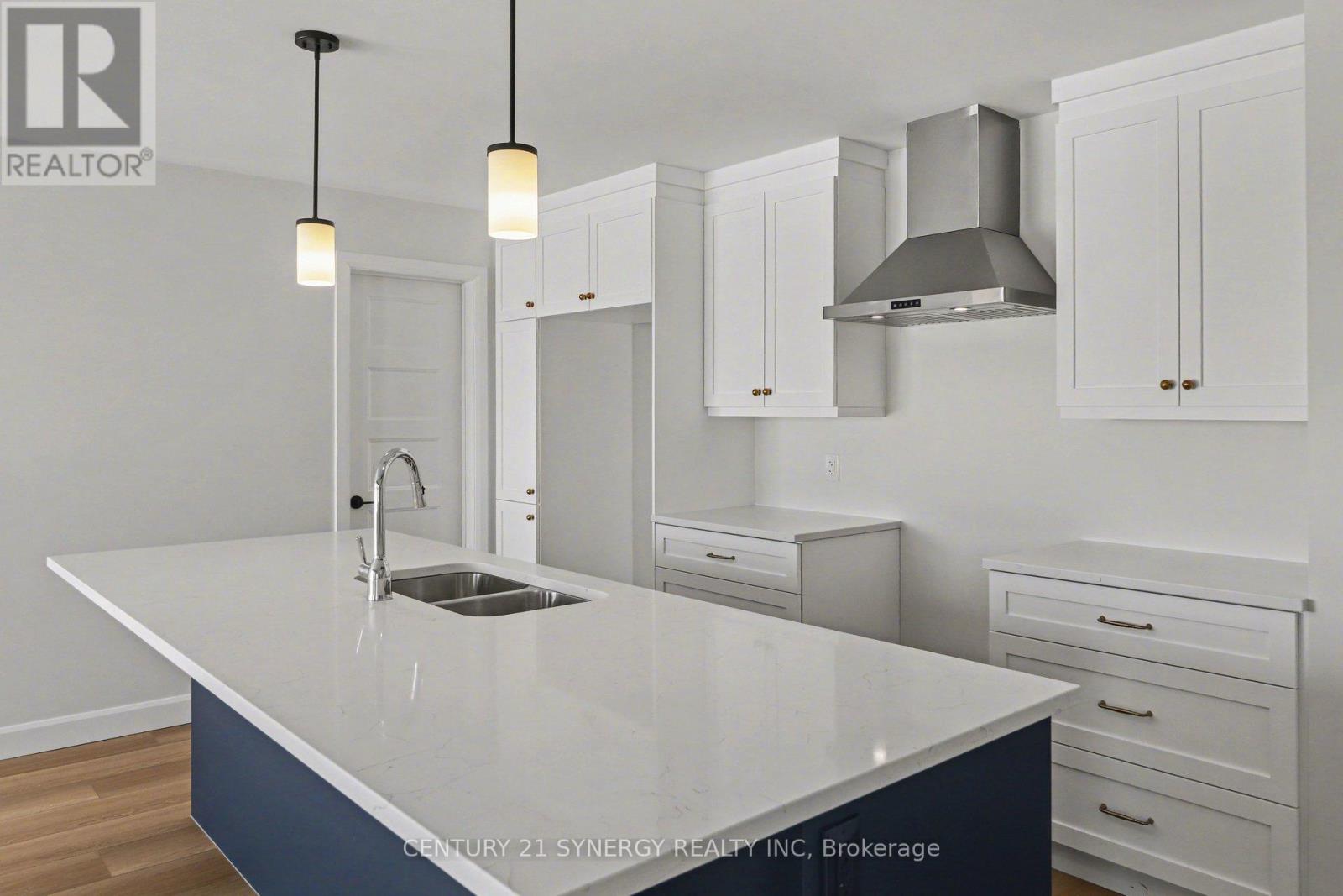 77 Villeneuve Street, North Stormont, Ontario K0C 1W0 - Photo 6 - X12841892