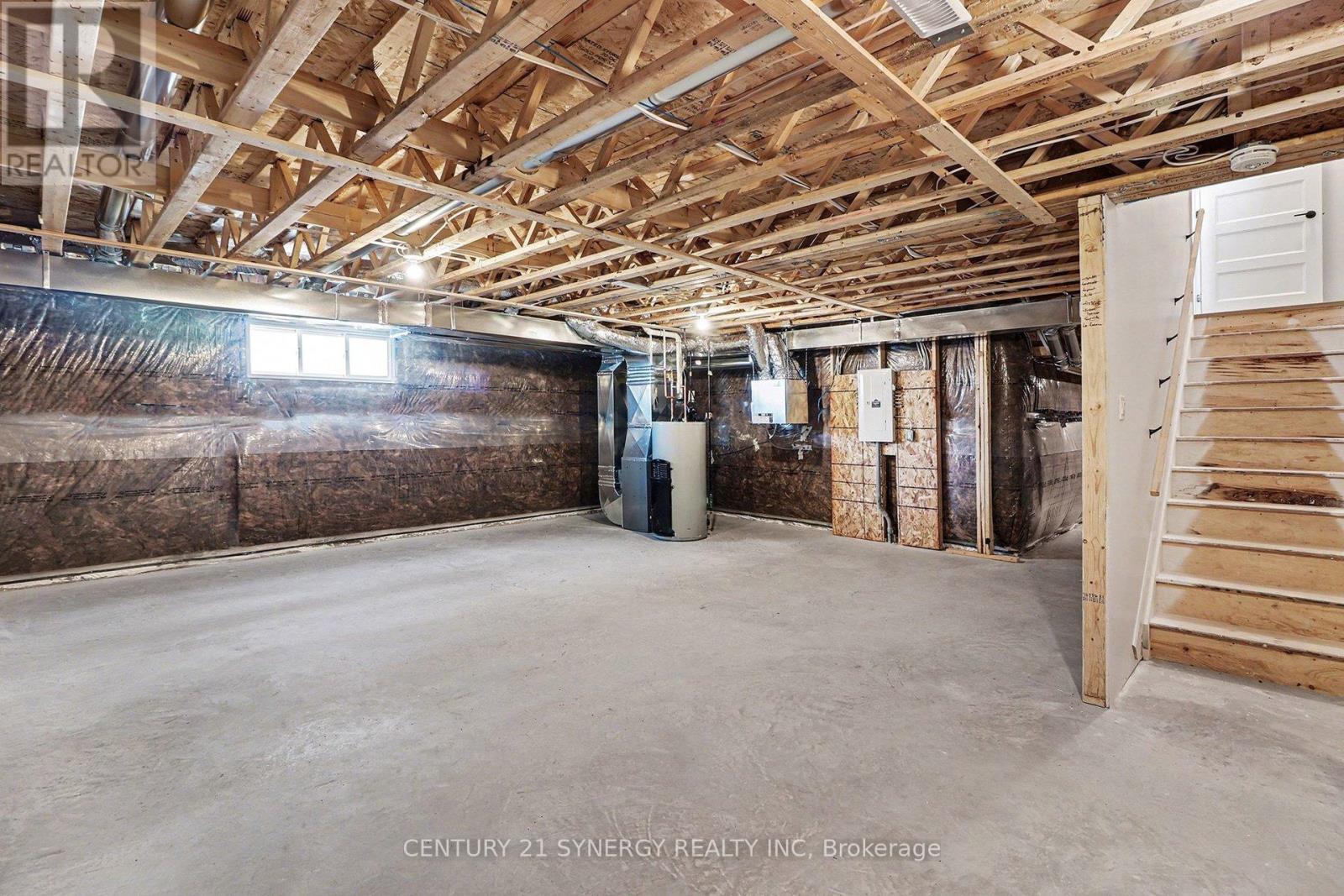 81 Villeneuve Street, North Stormont, Ontario  K0C 1W0 - Photo 32 - X12841900