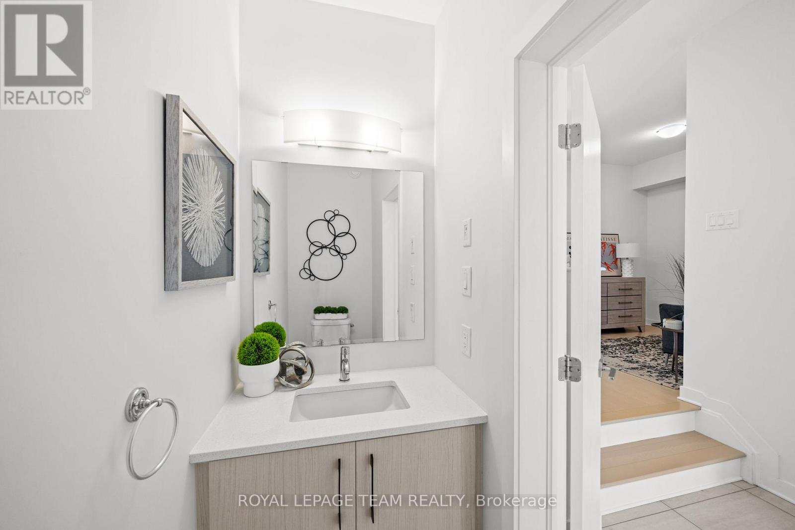 222 Trumpeter Grove, Ottawa, Ontario K4M 0N7 - Photo 11 - X12841954