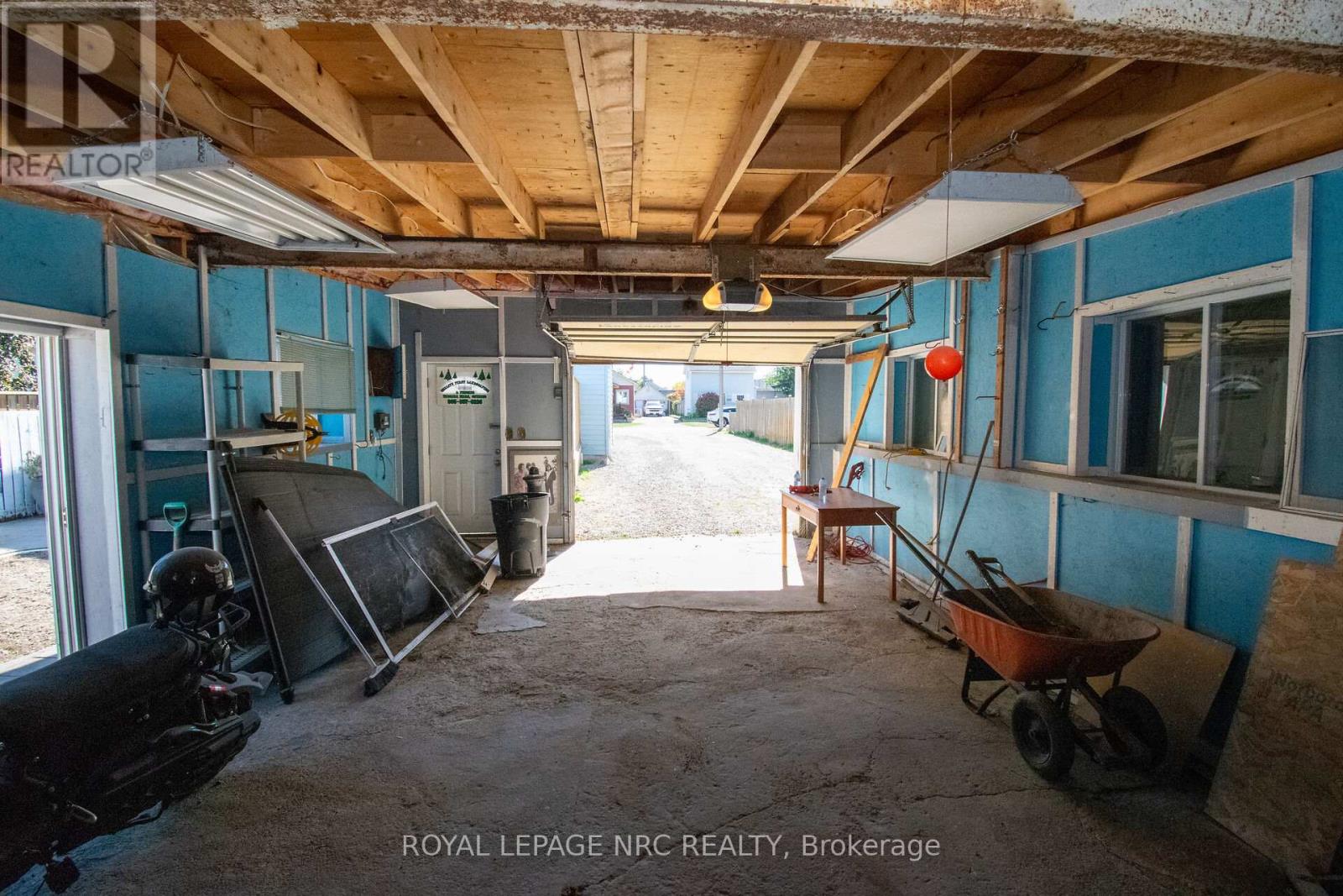 6561 Bellevue Street, Niagara Falls, Ontario  L2E 1Y9 - Photo 33 - X12841902