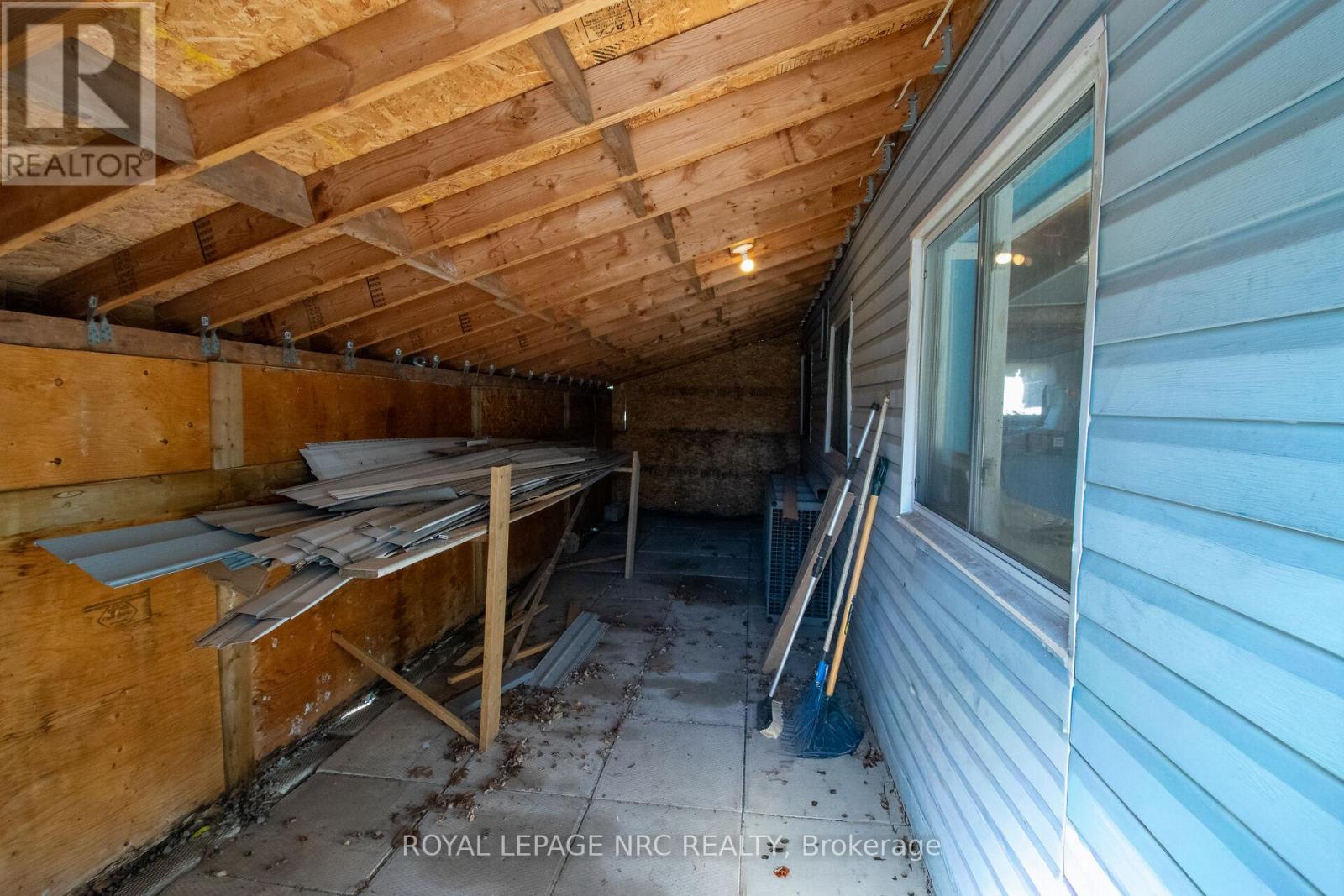 6561 Bellevue Street, Niagara Falls, Ontario  L2E 1Y9 - Photo 37 - X12841902