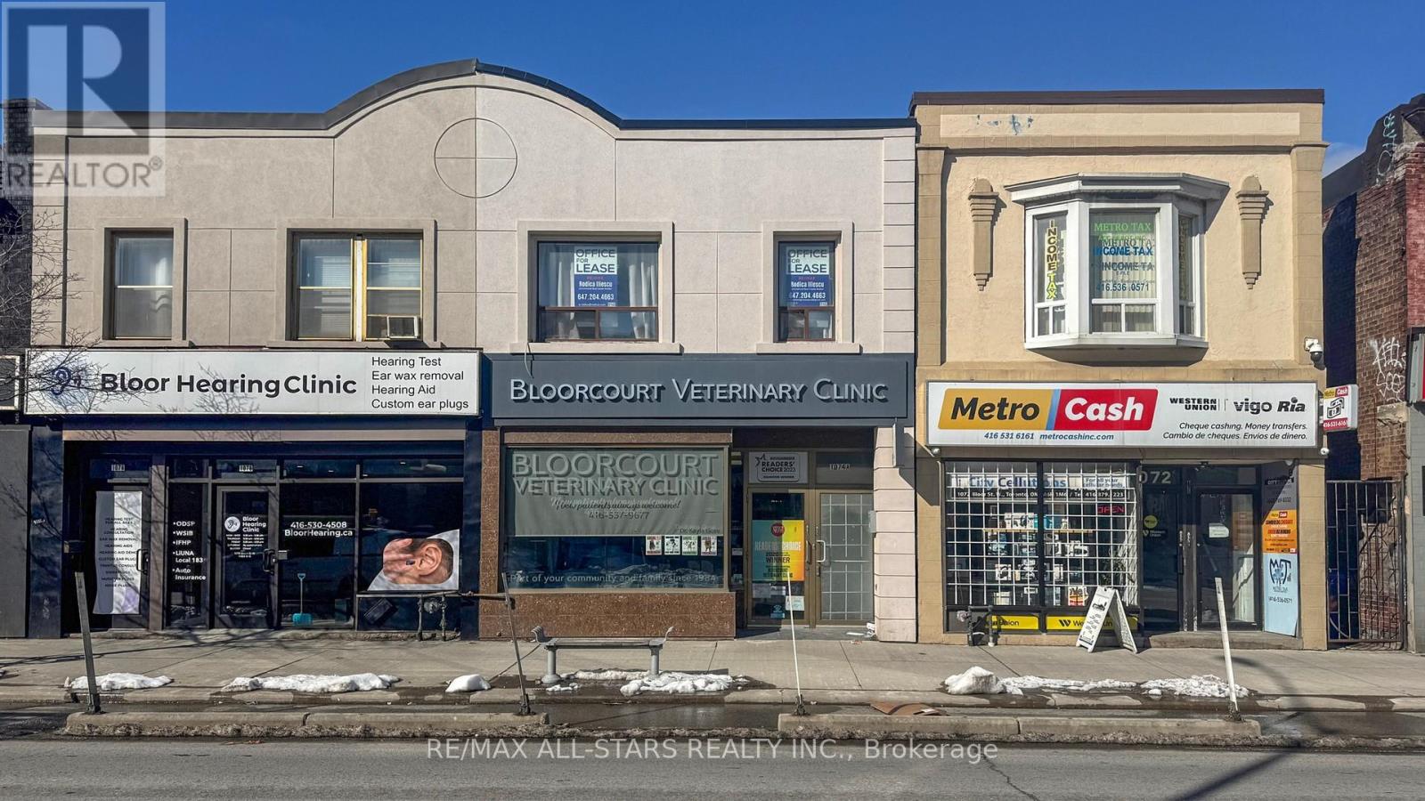 200 - 1074 BLOOR STREET W, Toronto, Ontario