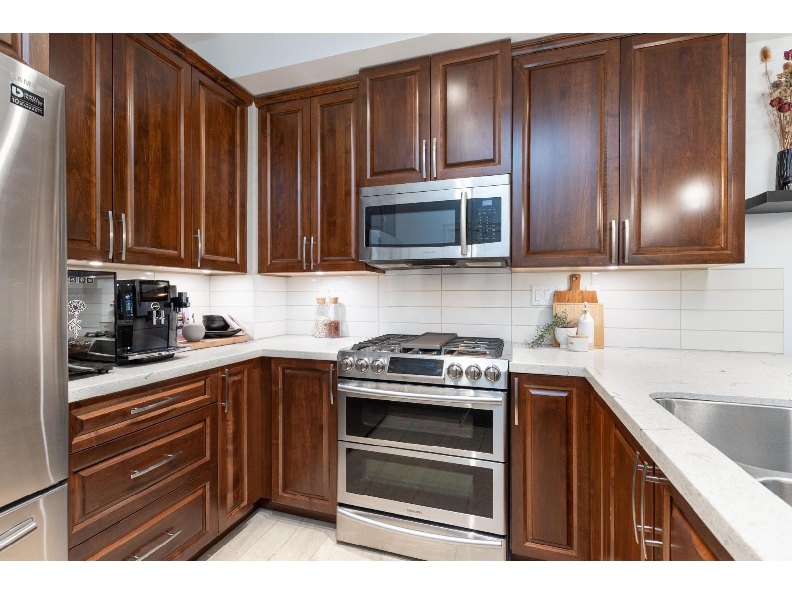 A102 20716 Willoughby Town Centre Drive, Langley, British Columbia  V2Y 3J7 - Photo 11 - R3095077