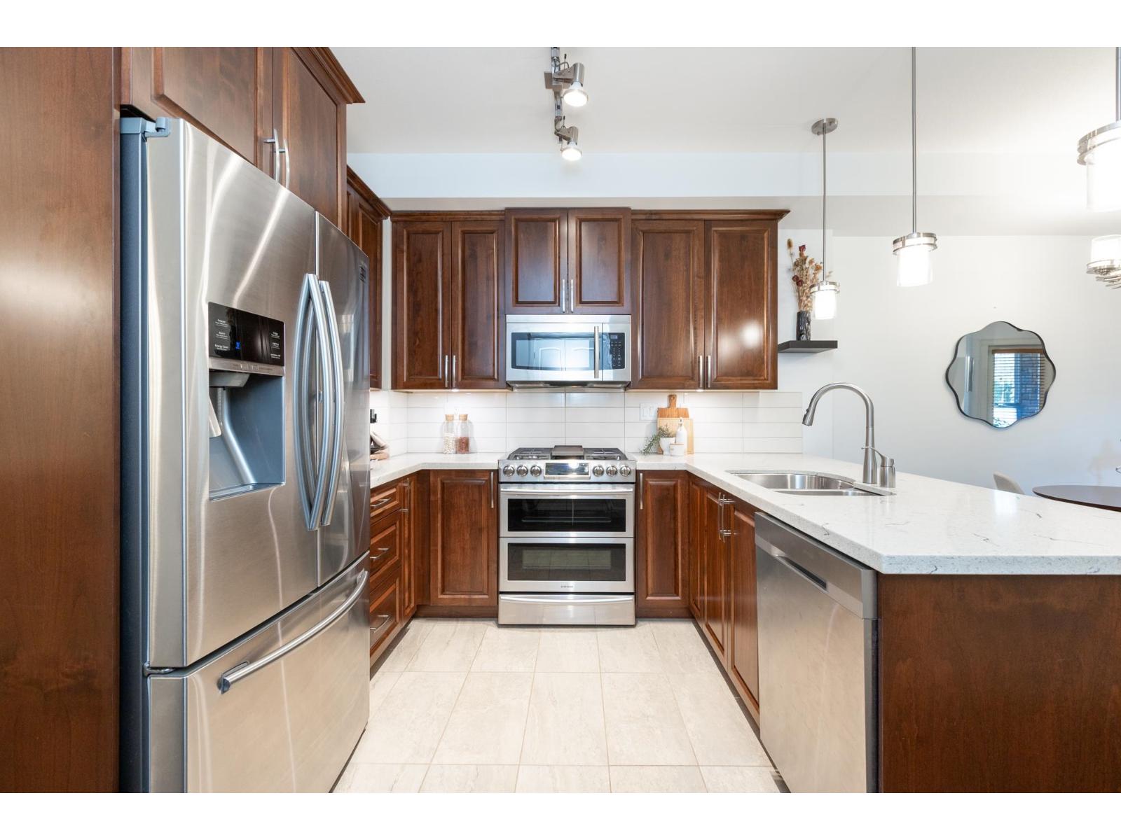 A102 20716 Willoughby Town Centre Drive, Langley, British Columbia  V2Y 3J7 - Photo 10 - R3095077