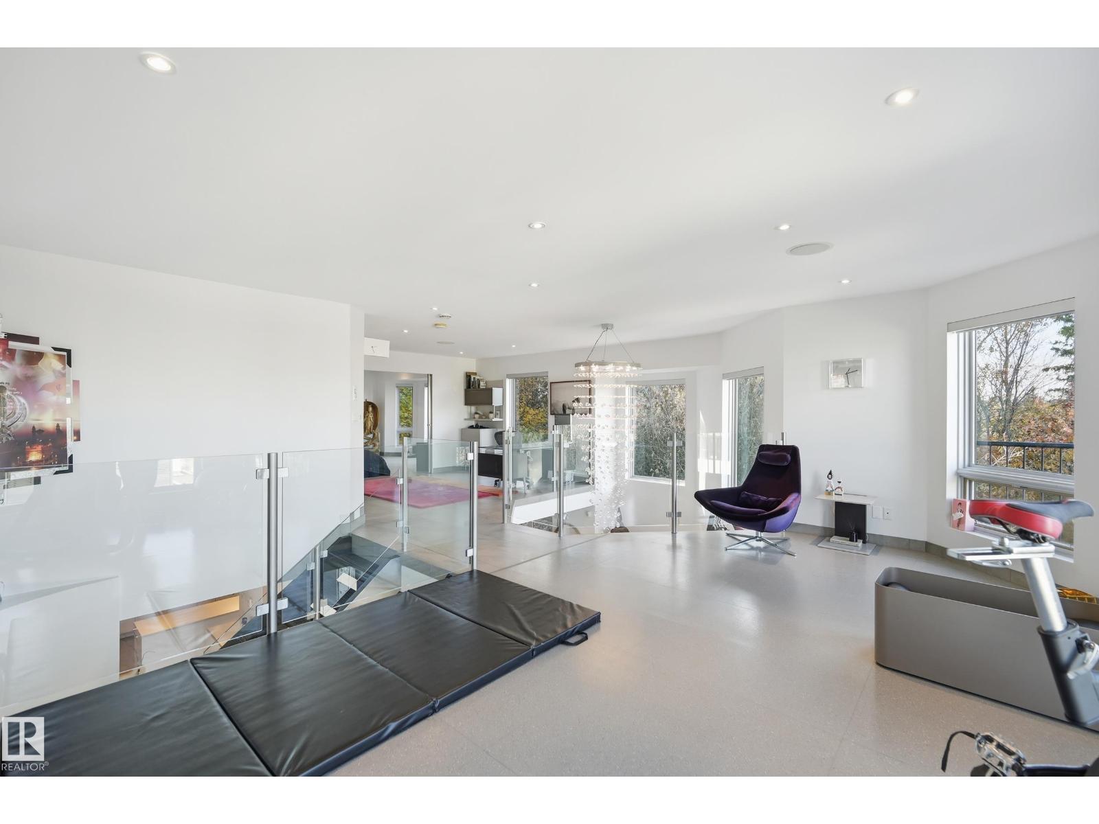 10065 90 Av Nw, Edmonton, Alberta  T6E 4X2 - Photo 20 - E4475713