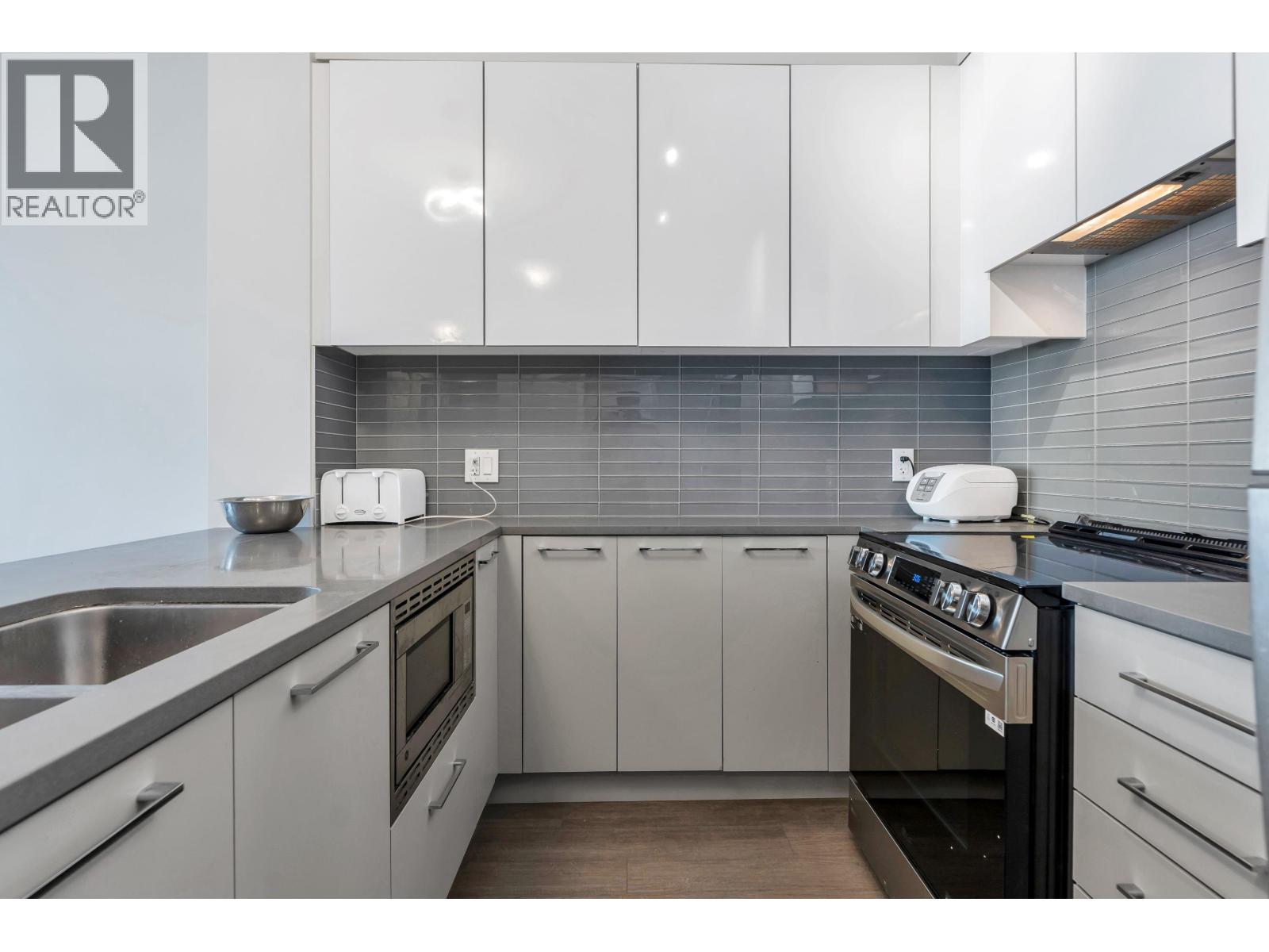 316 9168 Slopes Mews, Burnaby, British Columbia  V5A 0E4 - Photo 6 - R3095332