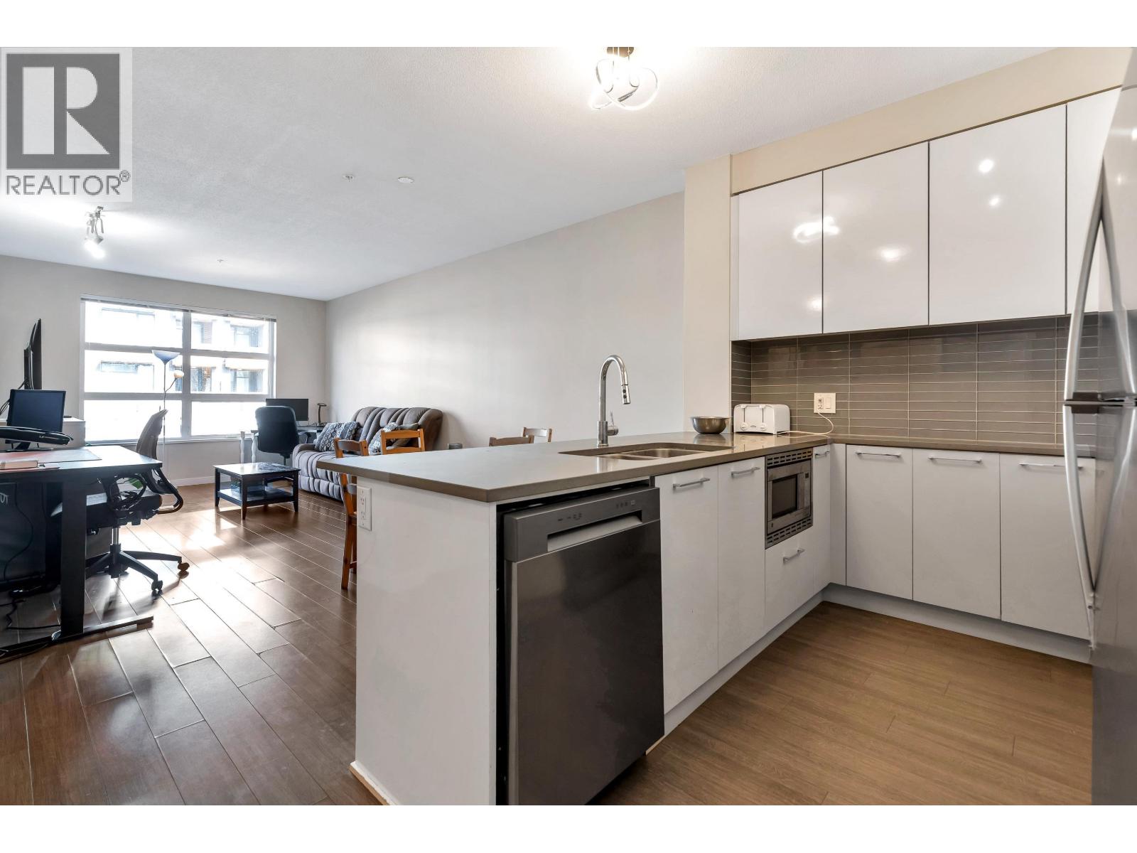 316 9168 Slopes Mews, Burnaby, British Columbia  V5A 0E4 - Photo 5 - R3095332