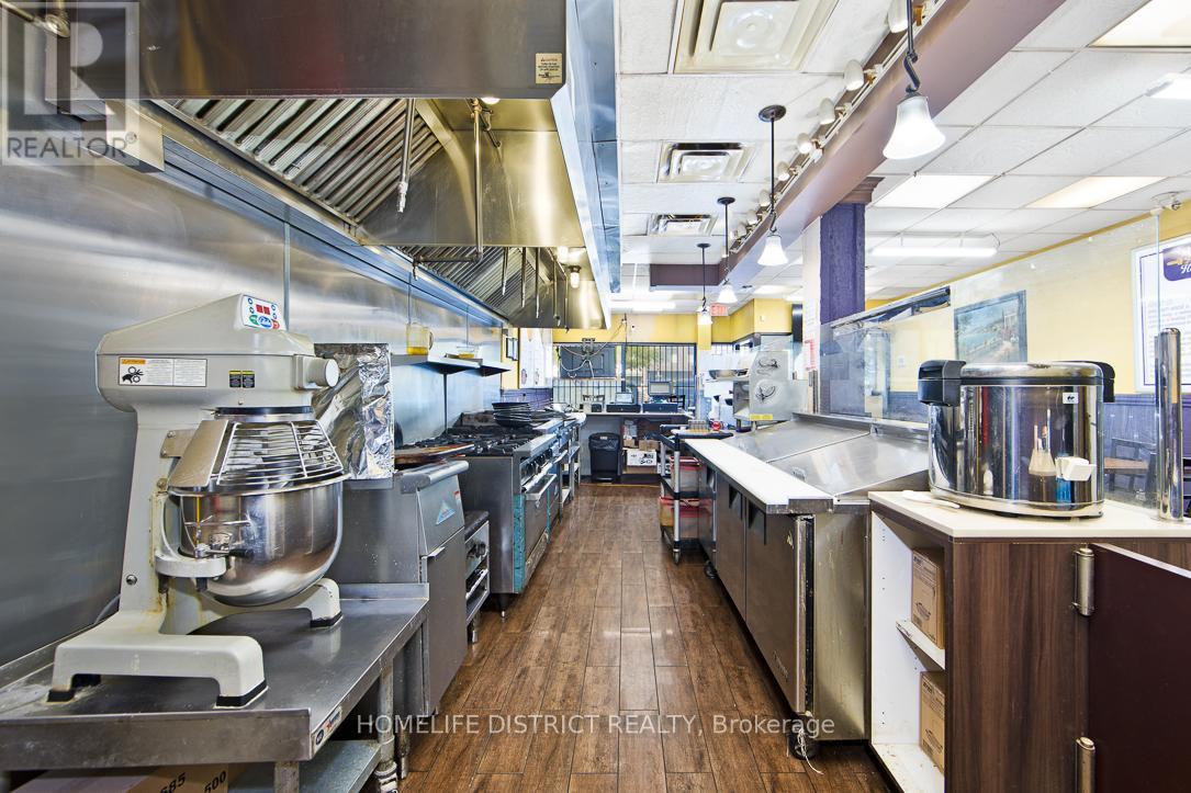 2367 Kingston Road, Toronto, Ontario  M1N 1V1 - Photo 14 - E12841944