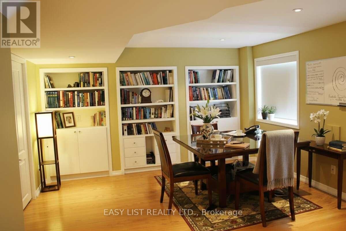 345 Tower Hill Road, Richmond Hill, Ontario  L4E 0A6 - Photo 24 - N12841868