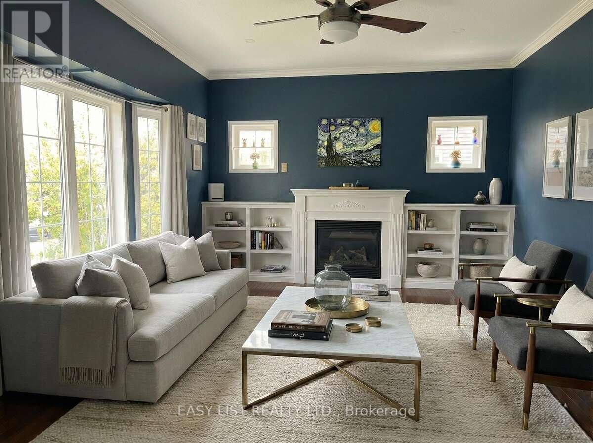 345 Tower Hill Road, Richmond Hill, Ontario  L4E 0A6 - Photo 6 - N12841868