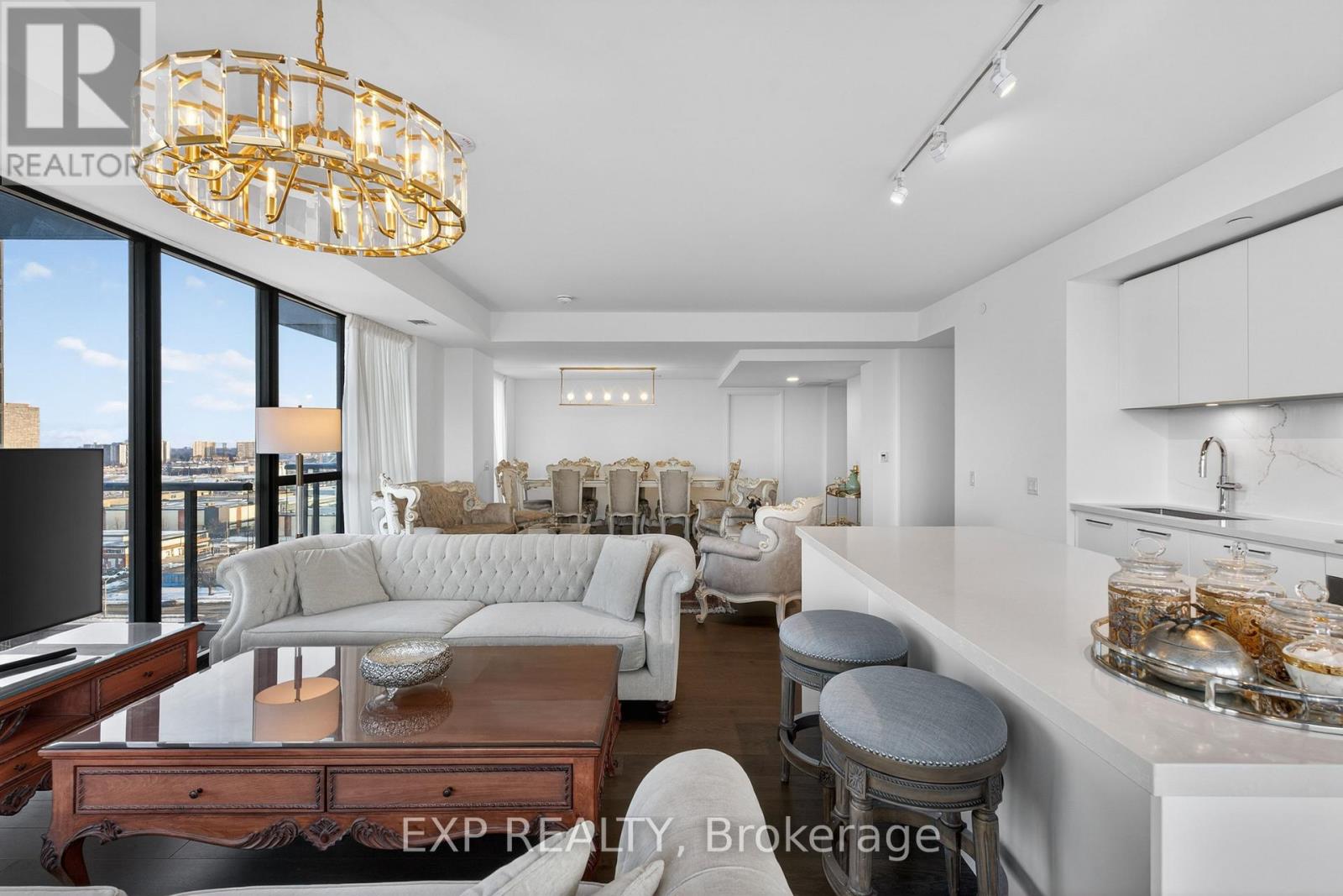 1305 - 33 Frederick Todd Way, Toronto, Ontario  M4G 0C9 - Photo 13 - C12813458