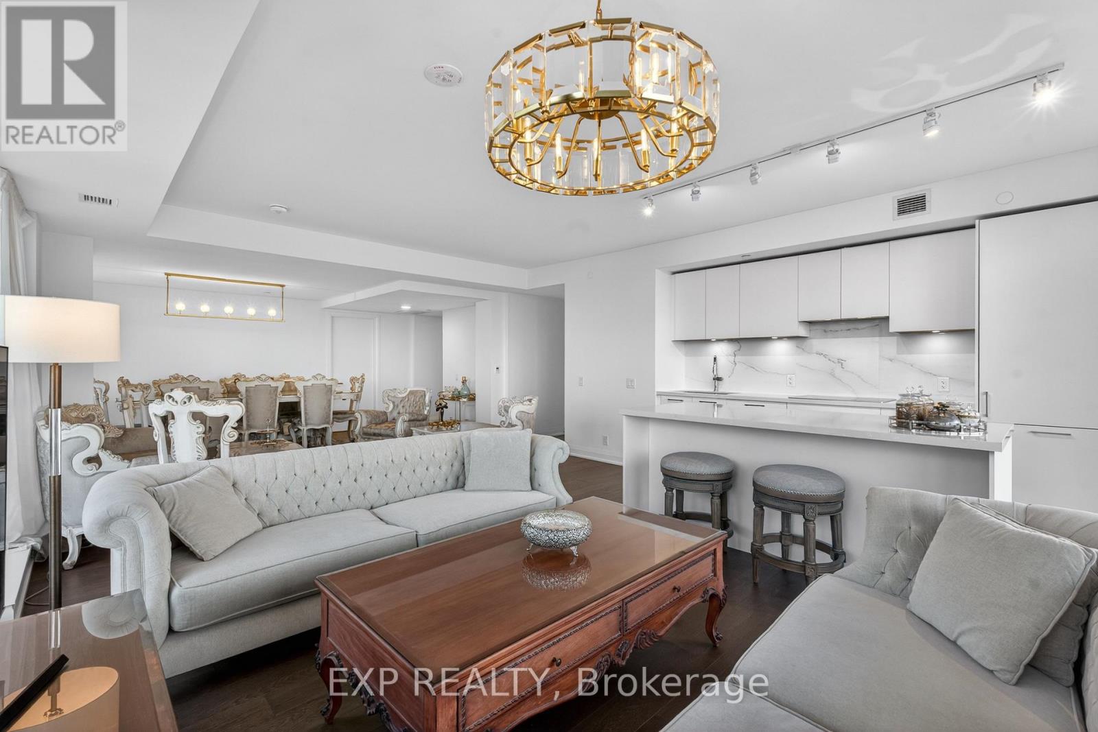 1305 - 33 Frederick Todd Way, Toronto, Ontario  M4G 0C9 - Photo 12 - C12813458