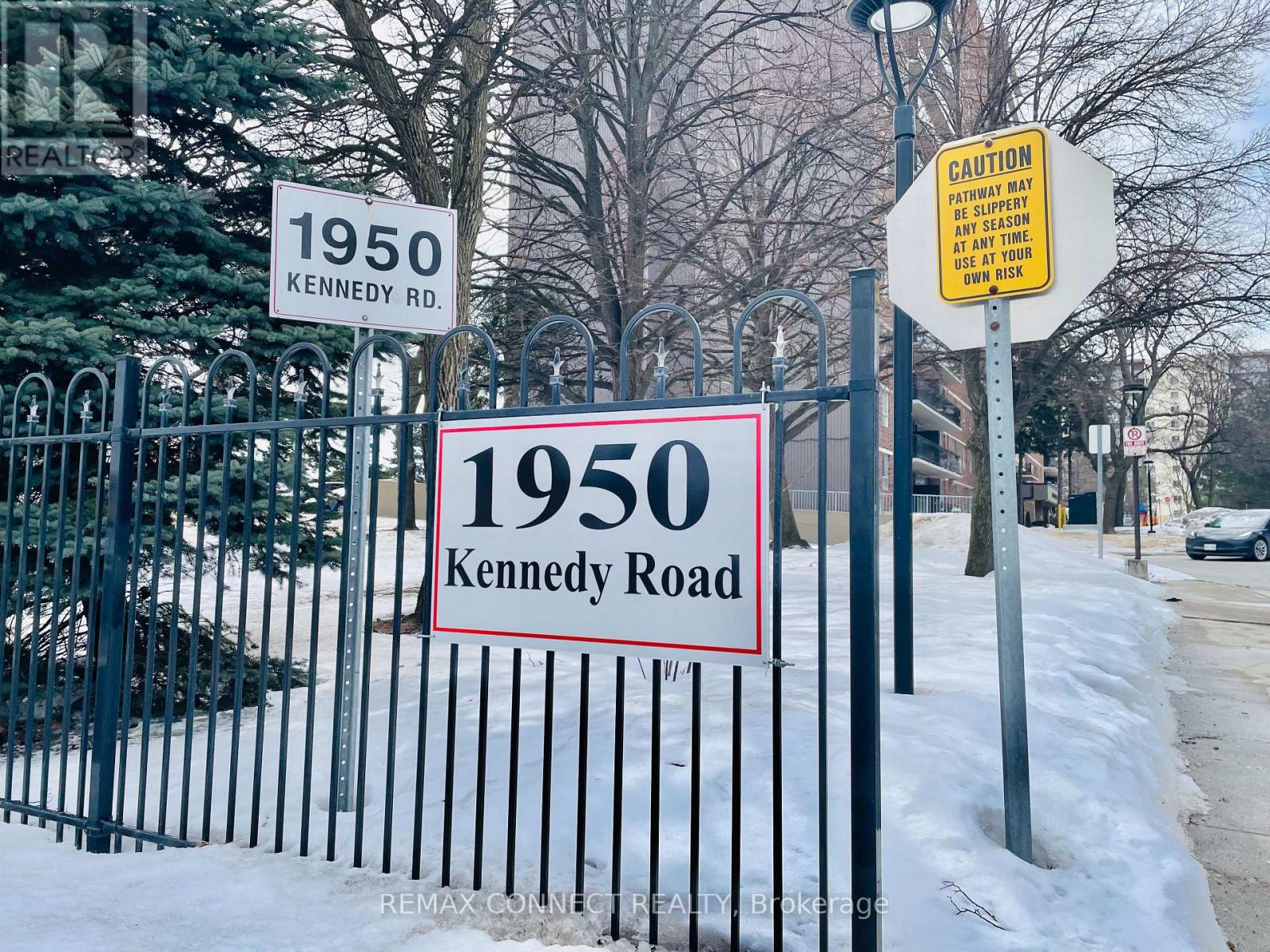 909 - 1950 Kennedy Road, Toronto, Ontario  M1P 4S9 - Photo 2 - E12840956