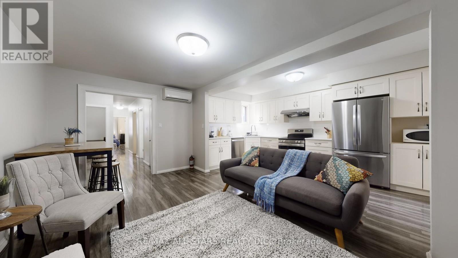 2nd - 1074 Bloor Street W, Toronto, Ontario  M6H 1M6 - Photo 4 - W12797316