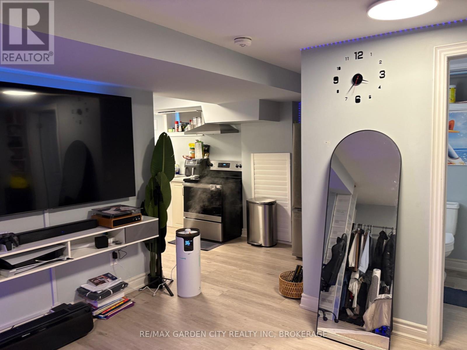 33 Bounty Avenue, Thorold, Ontario  L2V 0H3 - Photo 26 - X12822002