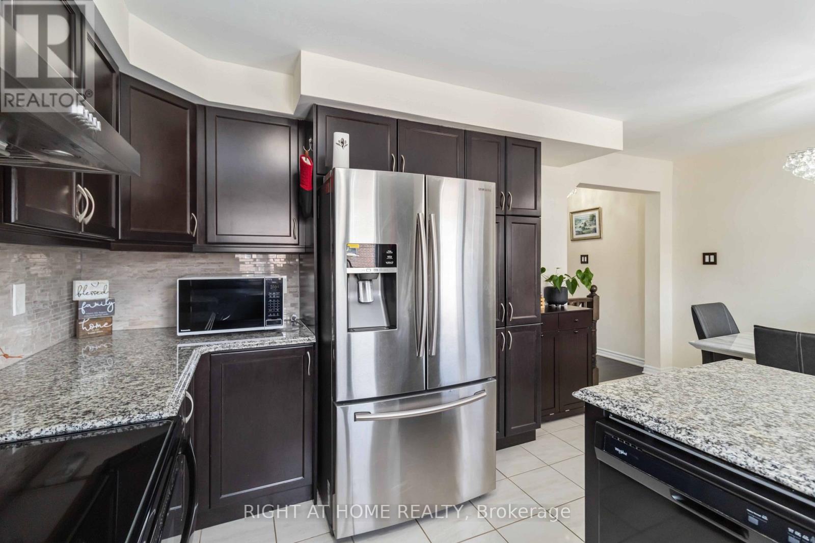 40 Stewardship Rd Road E, Brampton, Ontario  L7A 4W6 - Photo 16 - W12841870