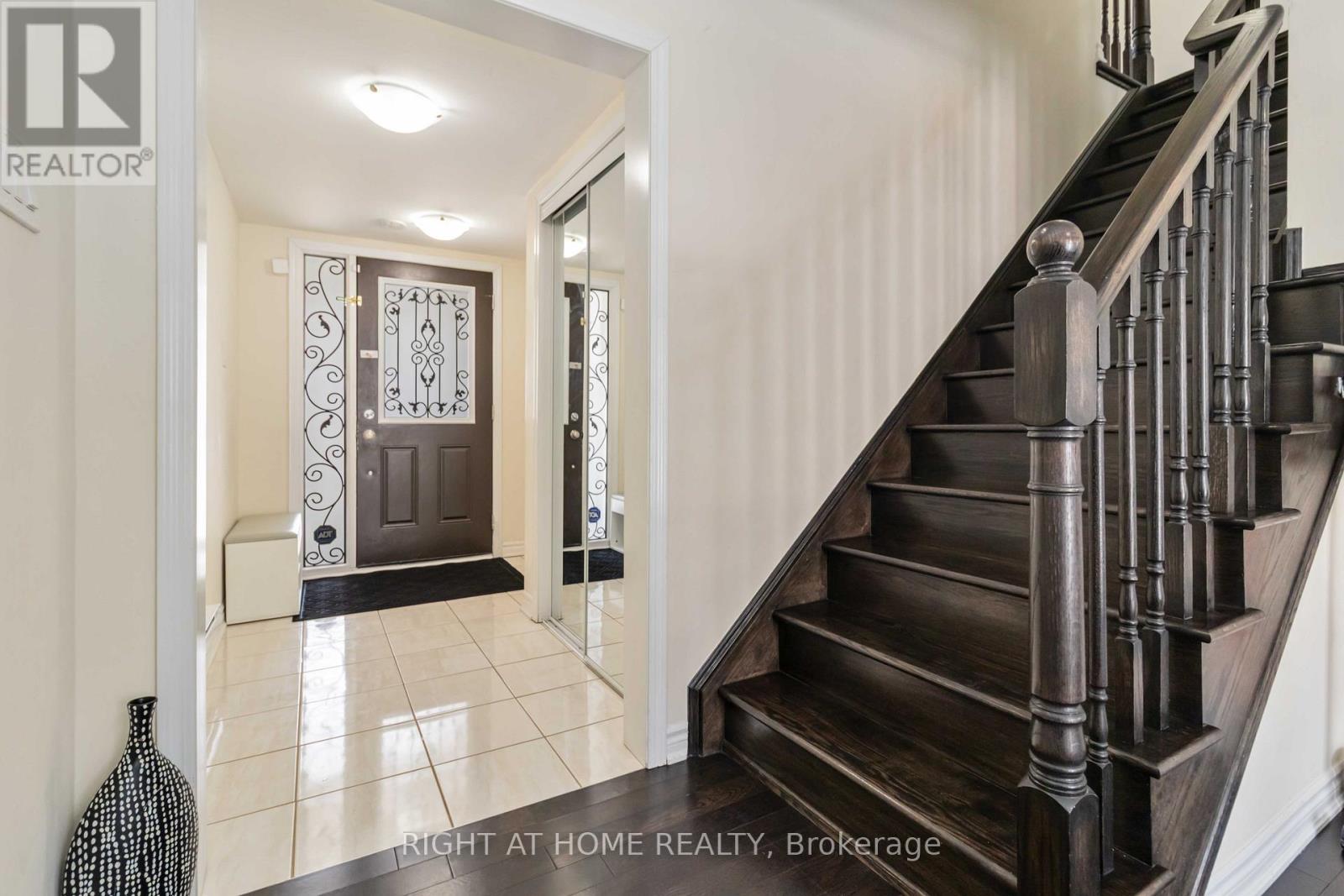 40 Stewardship Rd Road E, Brampton, Ontario  L7A 4W6 - Photo 3 - W12841870