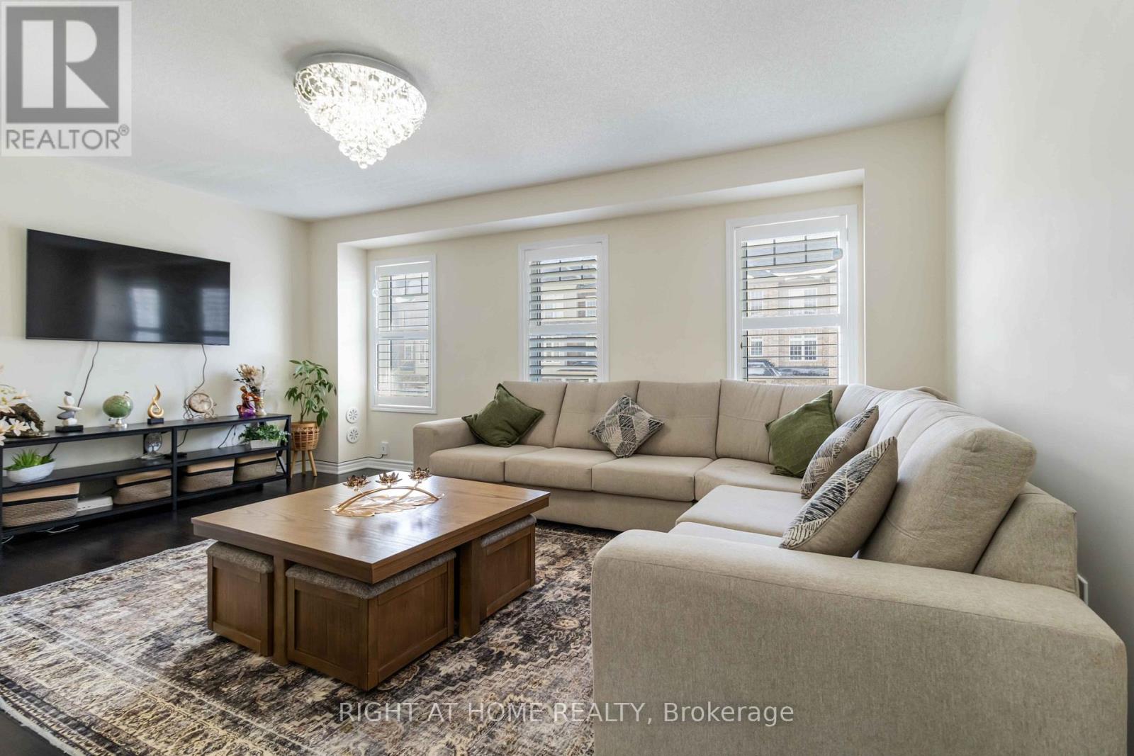 40 Stewardship Rd Road E, Brampton, Ontario  L7A 4W6 - Photo 8 - W12841870