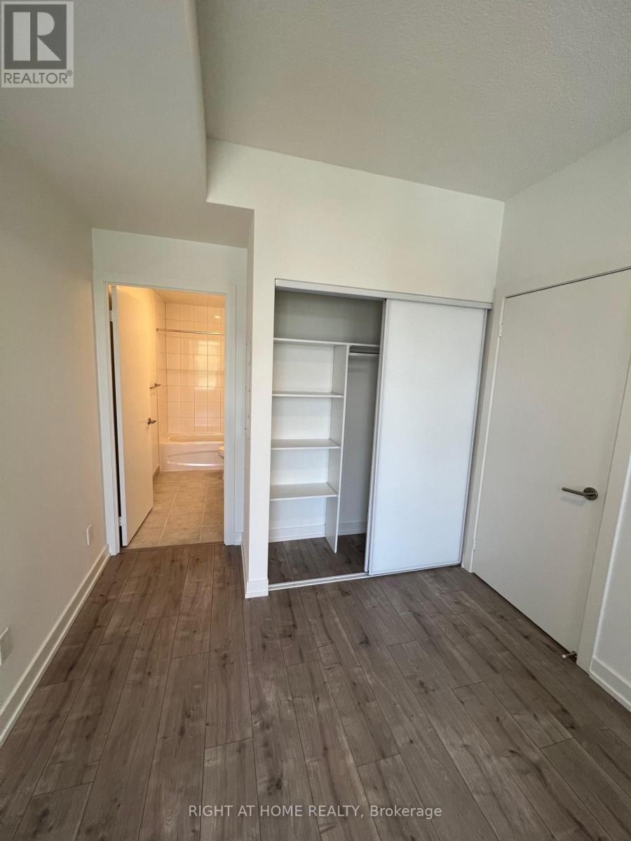 202 - 10 Wilby Crescent, Toronto, Ontario  M9N 0B6 - Photo 10 - W12841906