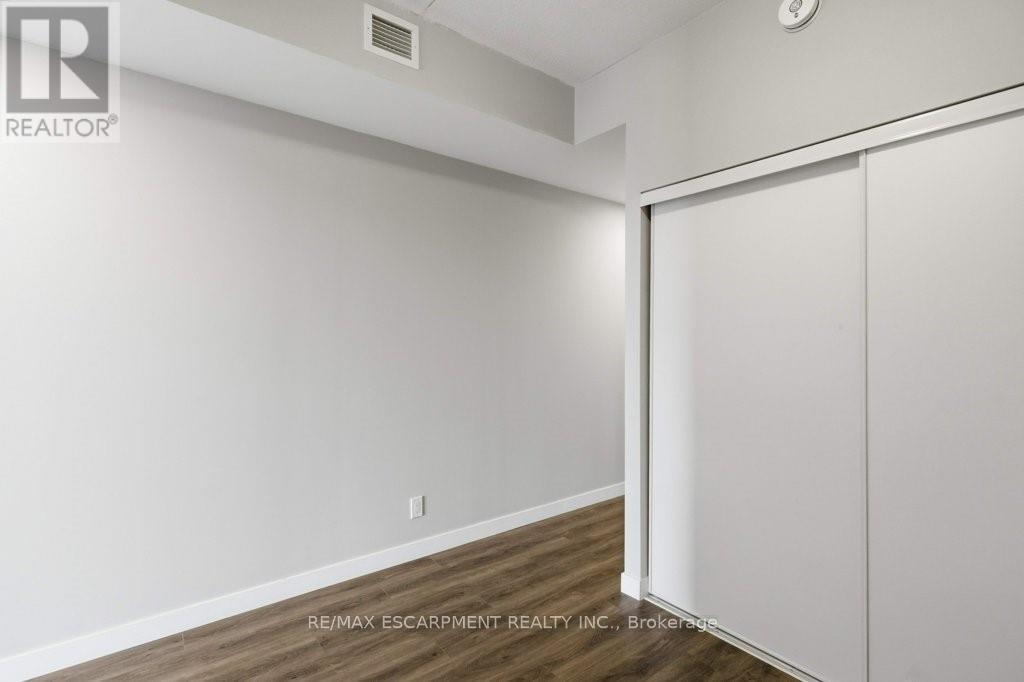 2003 - 15 Queen Street S, Hamilton, Ontario  L9P 0C6 - Photo 11 - X12841866