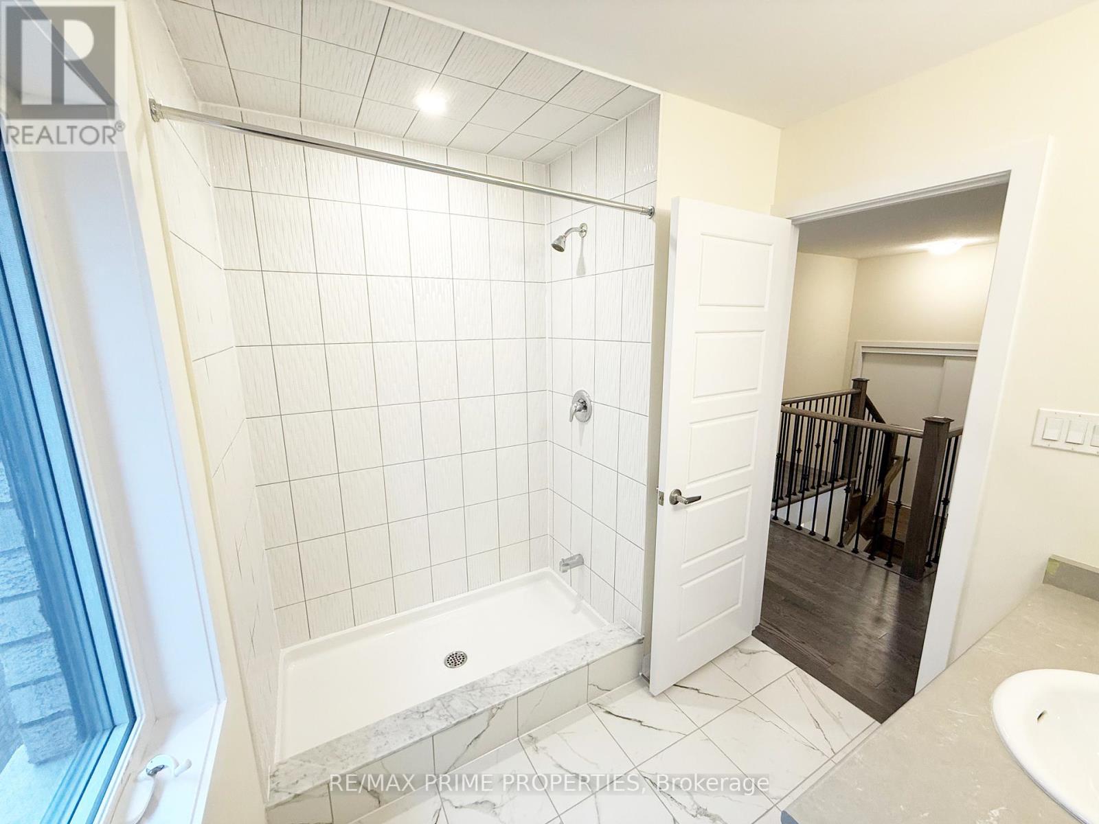 27 Starboard Crescent, Welland, Ontario  L3B 0M7 - Photo 41 - X12841874