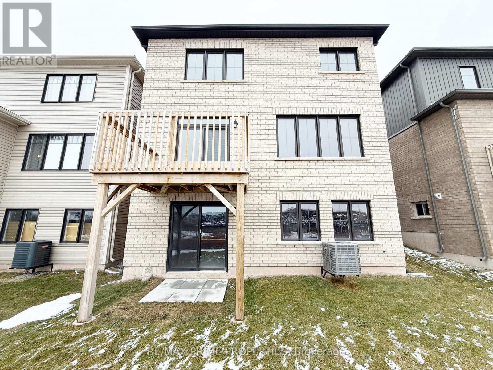 27 Starboard Crescent, Welland, Ontario  L3B 0M7 - Photo 49 - X12841874