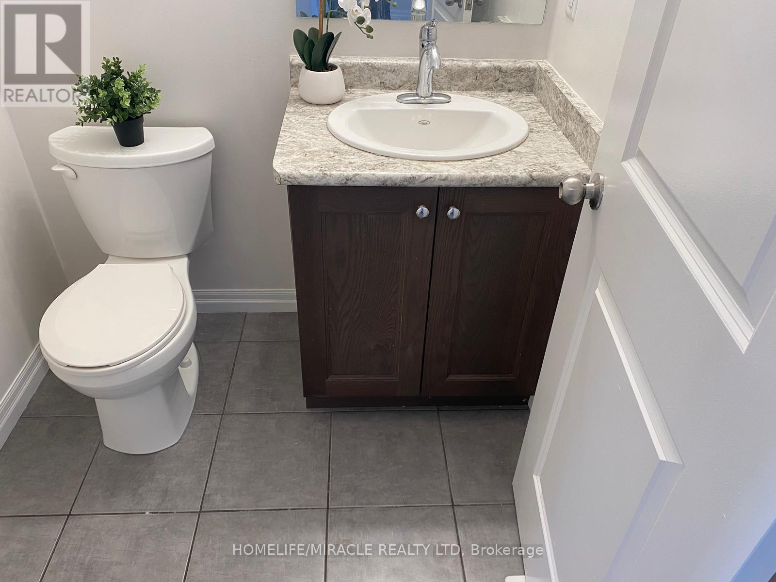 46 - 135 Hardcastle Drive, Cambridge, Ontario  N1S 0B6 - Photo 18 - X12841928