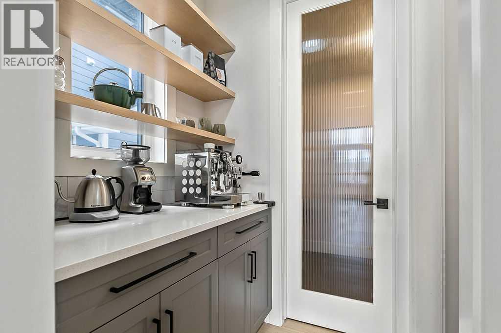 801 Sailfin Drive, Rural Rocky View County, Alberta  T3Z 0G4 - Photo 11 - A2289824