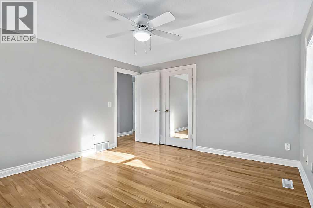 135 Amiens Crescent Sw, Calgary, Alberta  T2T 6E7 - Photo 12 - A2290183