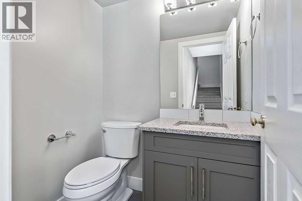 135 Amiens Crescent Sw, Calgary, Alberta  T2T 6E7 - Photo 9 - A2290183