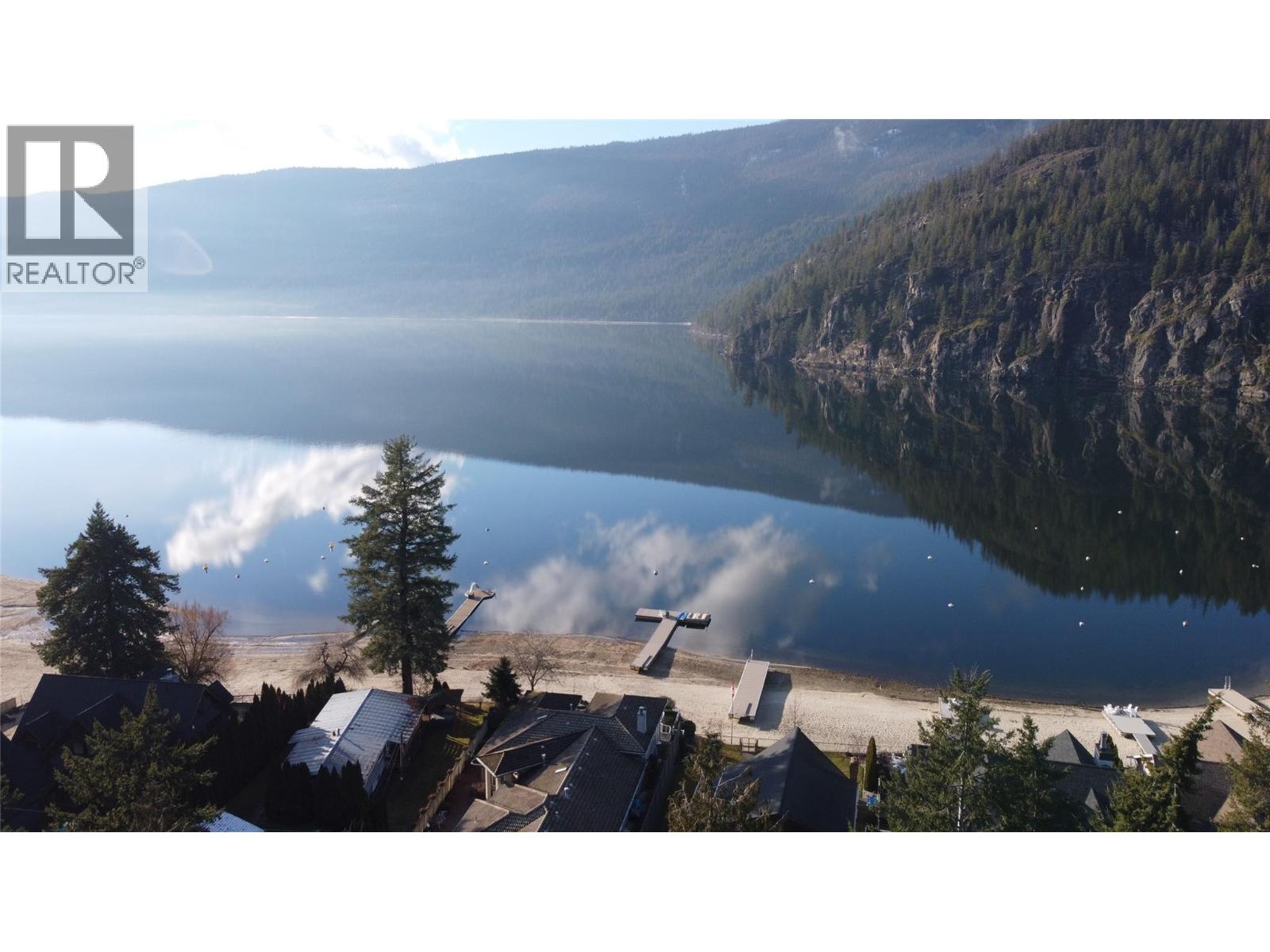 8902 Swanshore Road, Swansea Point, British Columbia  V0E 2K2 - Photo 50 - 10372427