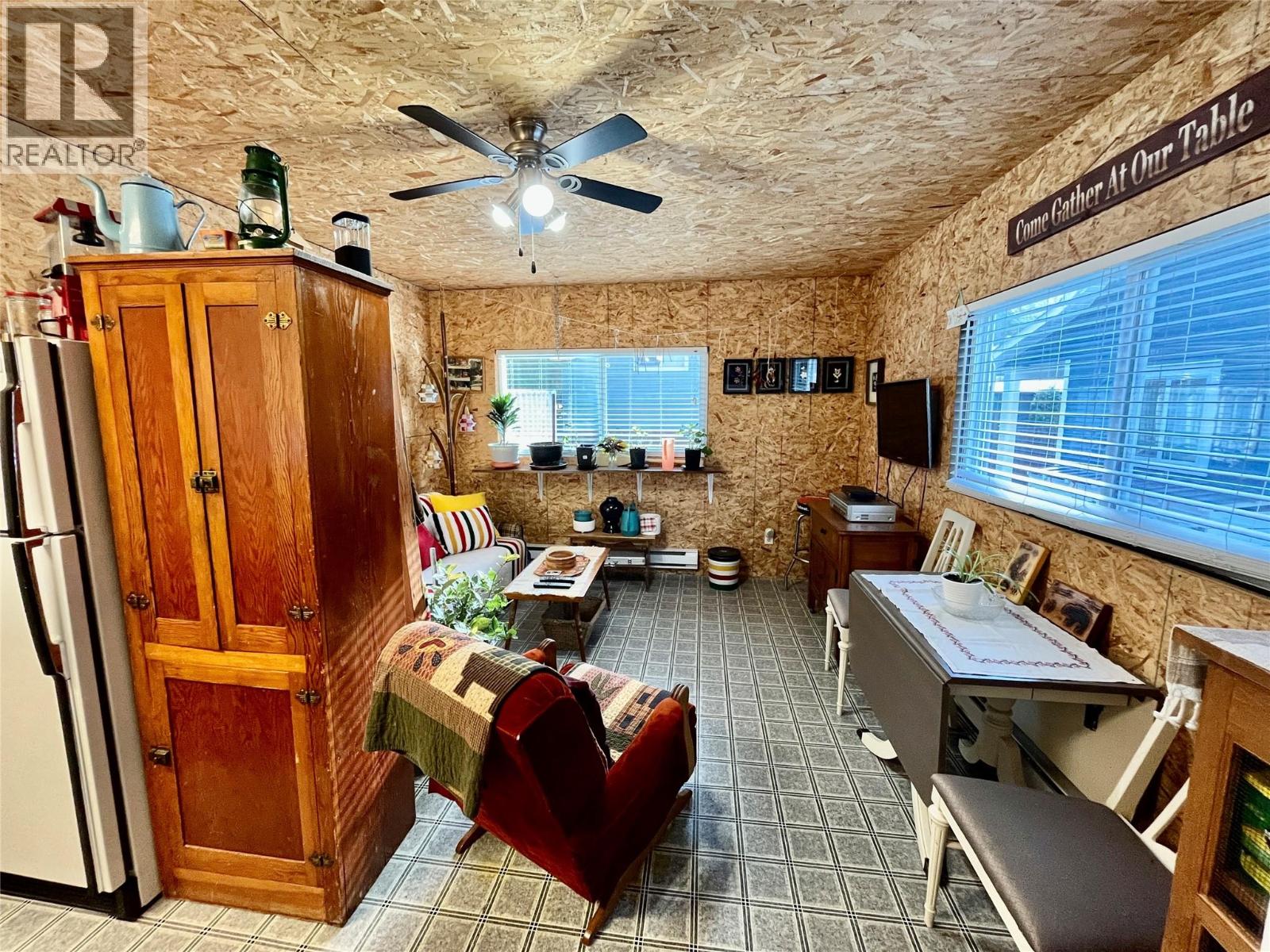 8902 Swanshore Road, Swansea Point, British Columbia  V0E 2K2 - Photo 36 - 10372427