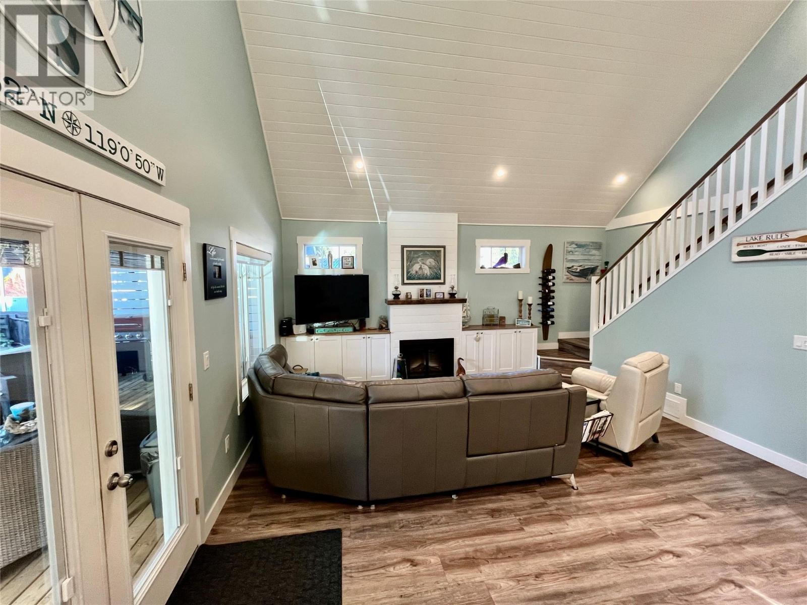 8902 Swanshore Road, Swansea Point, British Columbia  V0E 2K2 - Photo 16 - 10372427