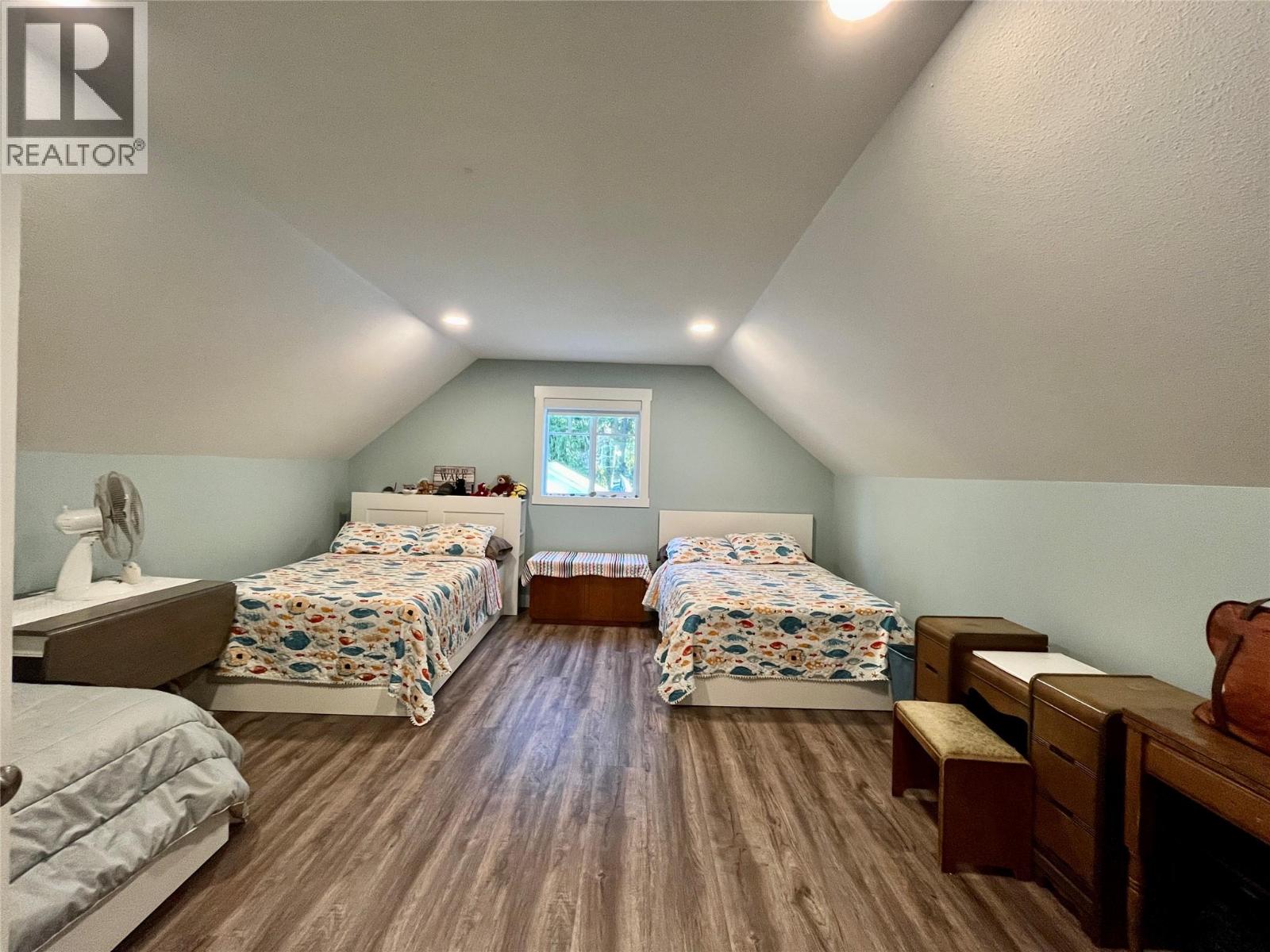 8902 Swanshore Road, Swansea Point, British Columbia  V0E 2K2 - Photo 31 - 10372427