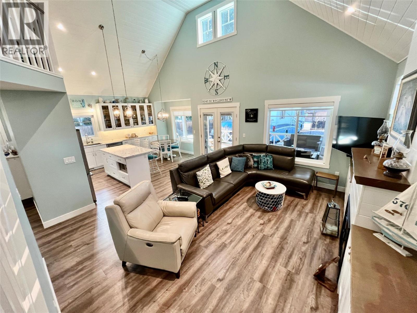 8902 Swanshore Road, Swansea Point, British Columbia  V0E 2K2 - Photo 27 - 10372427