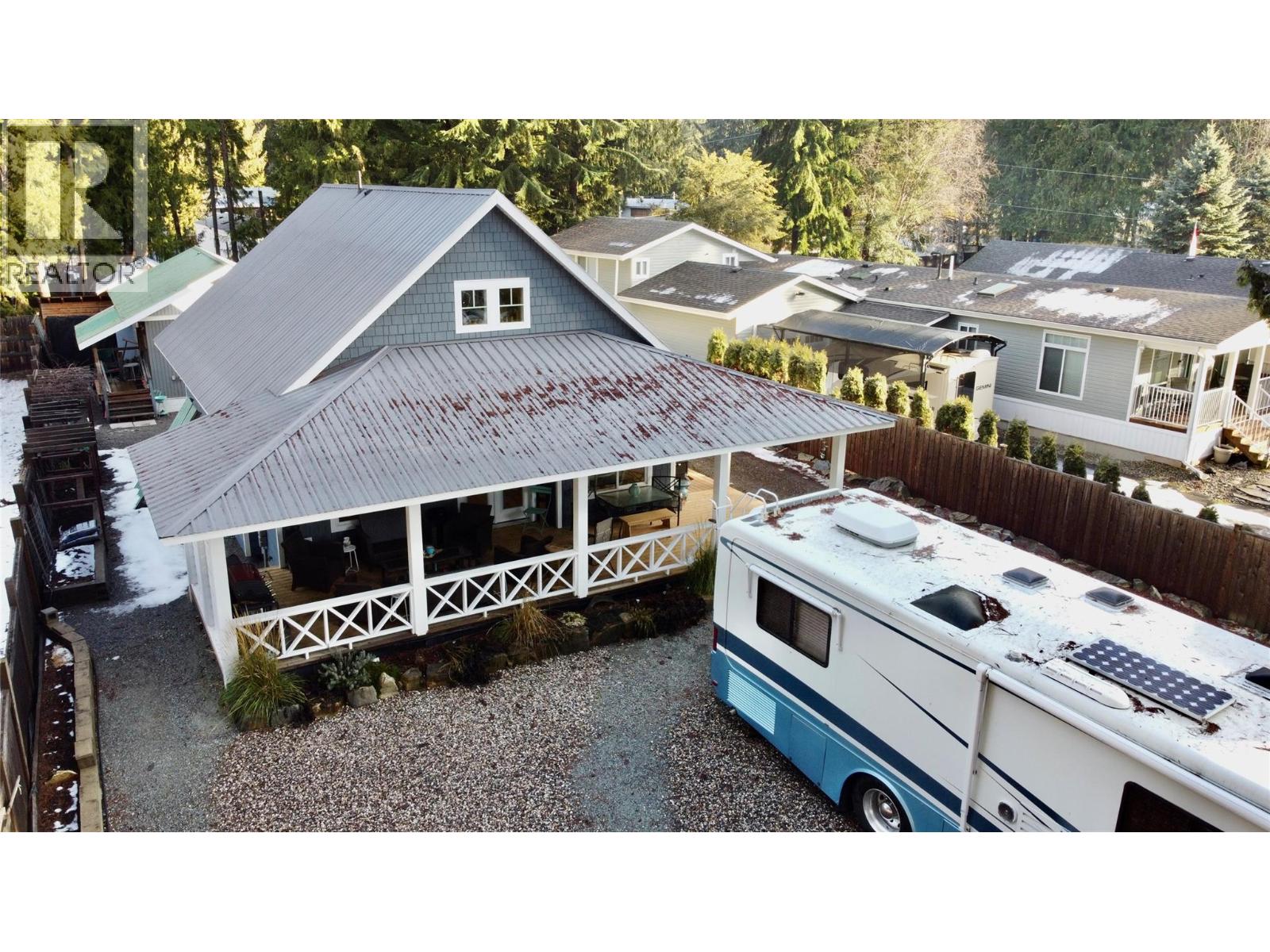 8902 Swanshore Road, Swansea Point, British Columbia  V0E 2K2 - Photo 42 - 10372427