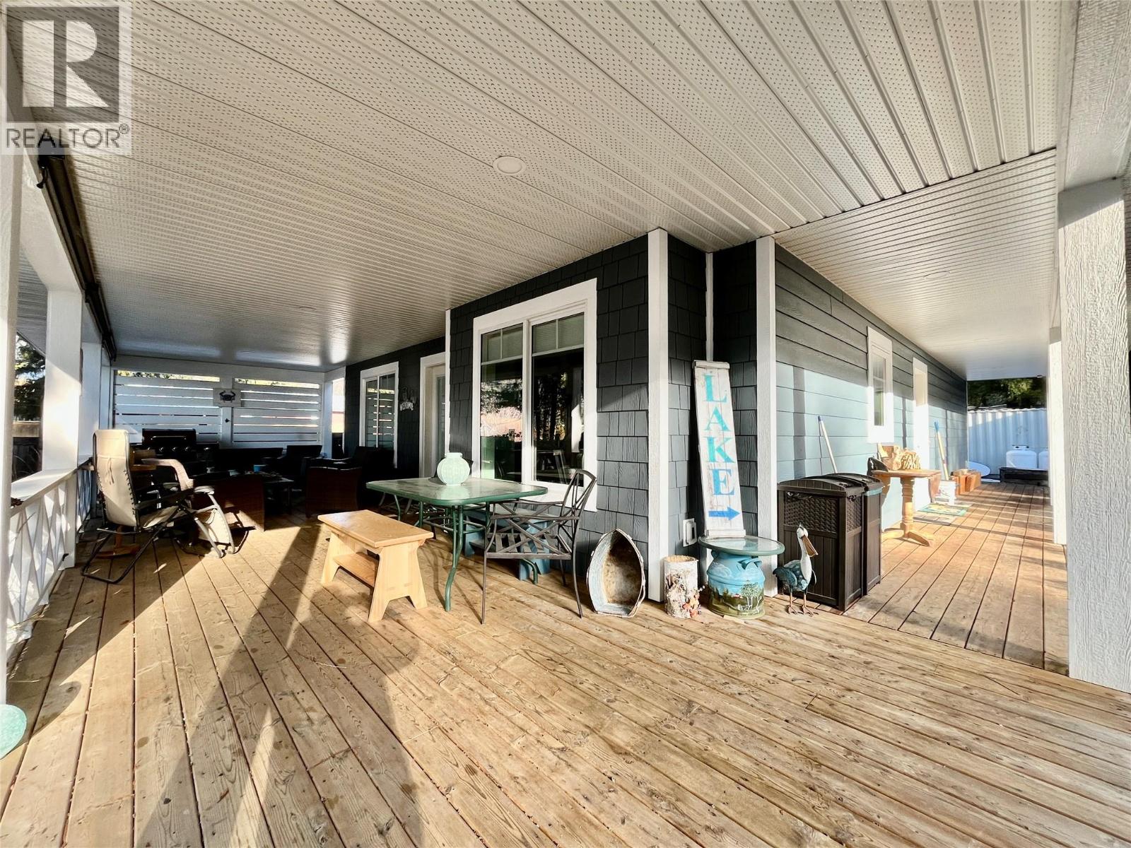 8902 Swanshore Road, Swansea Point, British Columbia  V0E 2K2 - Photo 5 - 10372427