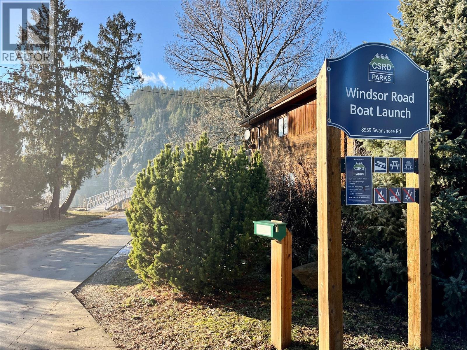 8902 Swanshore Road, Swansea Point, British Columbia  V0E 2K2 - Photo 45 - 10372427