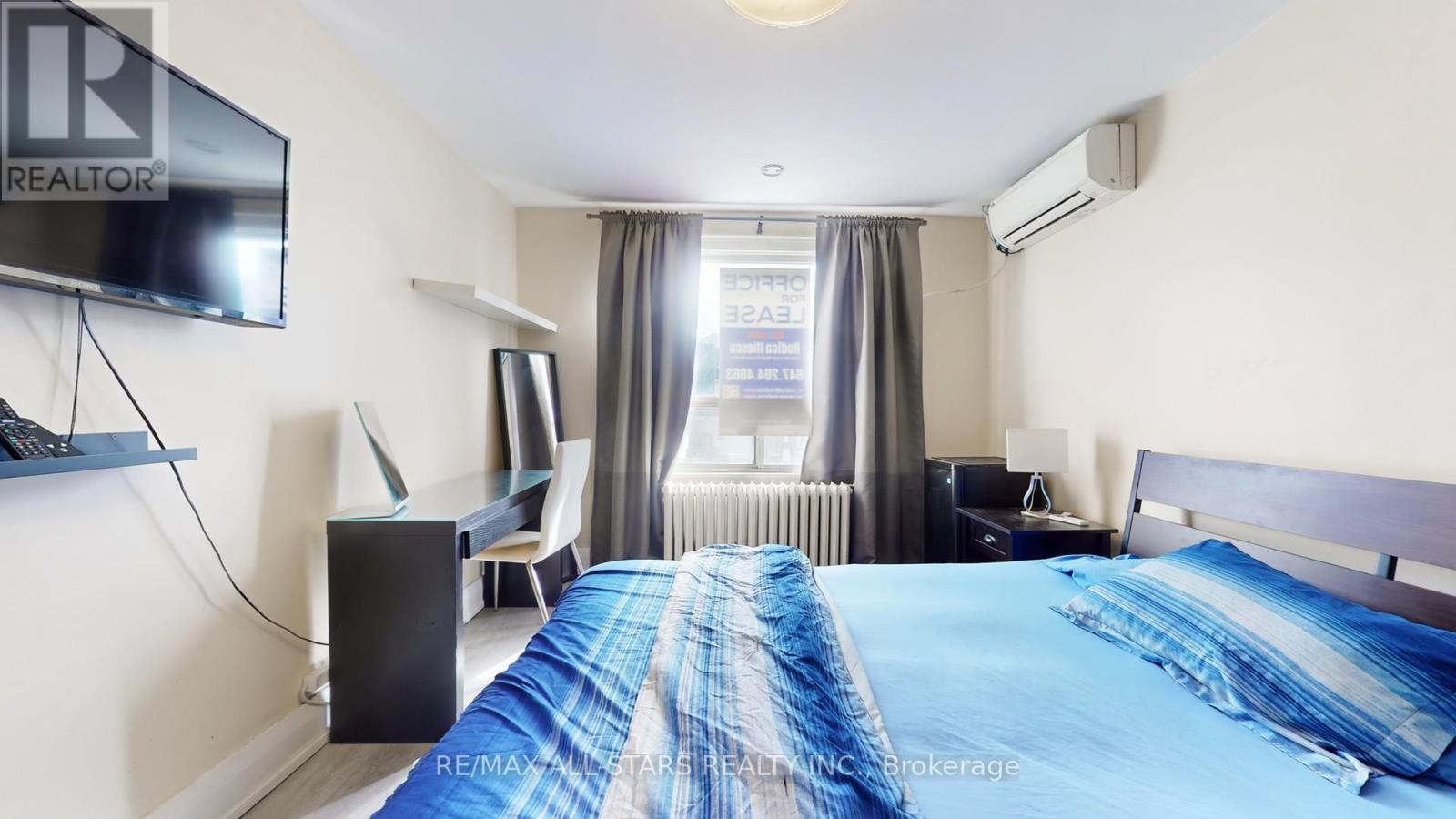 2nd - 1074 Bloor Street W, Toronto, Ontario  M6H 1M6 - Photo 12 - W12797316