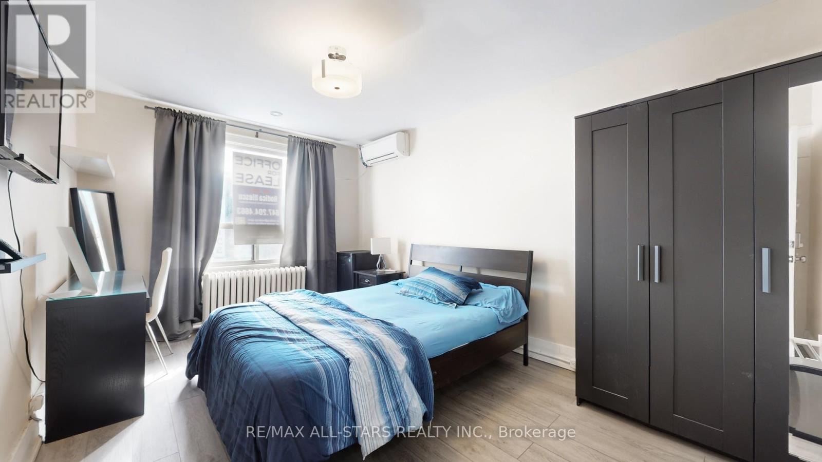 2nd - 1074 Bloor Street W, Toronto, Ontario  M6H 1M6 - Photo 14 - W12797316