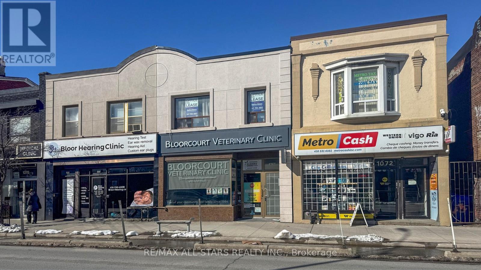 2nd - 1074 Bloor Street W, Toronto, Ontario  M6H 1M6 - Photo 18 - W12797316