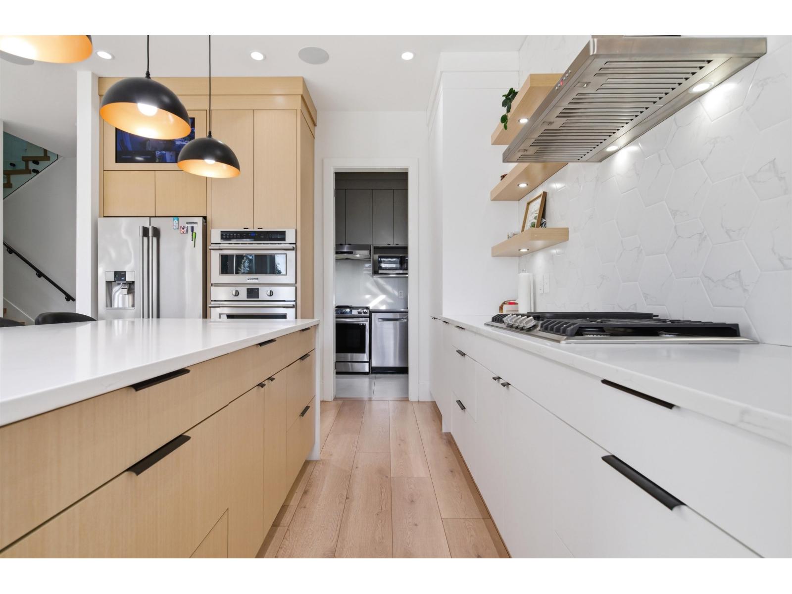 14718 90a Avenue, Surrey, British Columbia V3R 1B2 - Photo 11 - R3095691