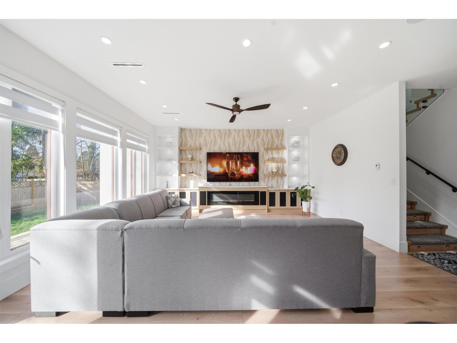 14718 90a Avenue, Surrey, British Columbia V3R 1B2 - Photo 8 - R3095691