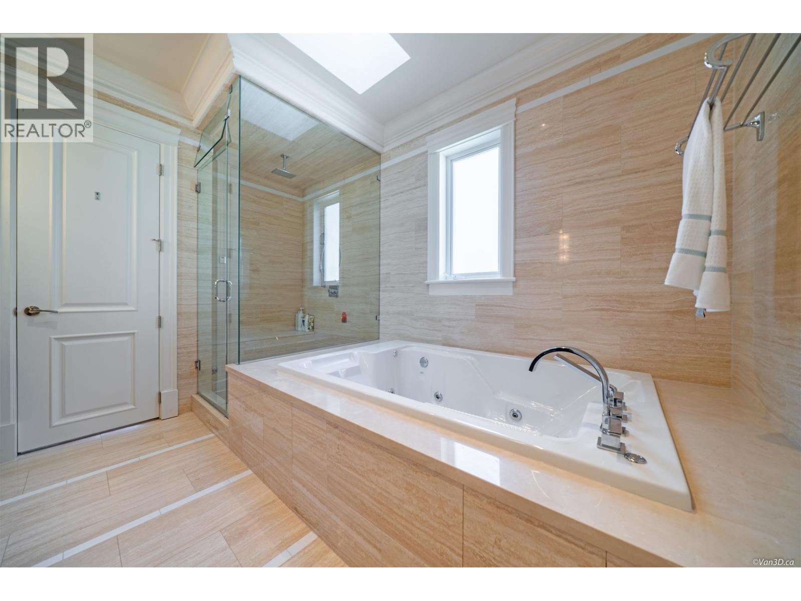 7591 Barkerville Court, Richmond, British Columbia  V7A 1K8 - Photo 15 - R3094905