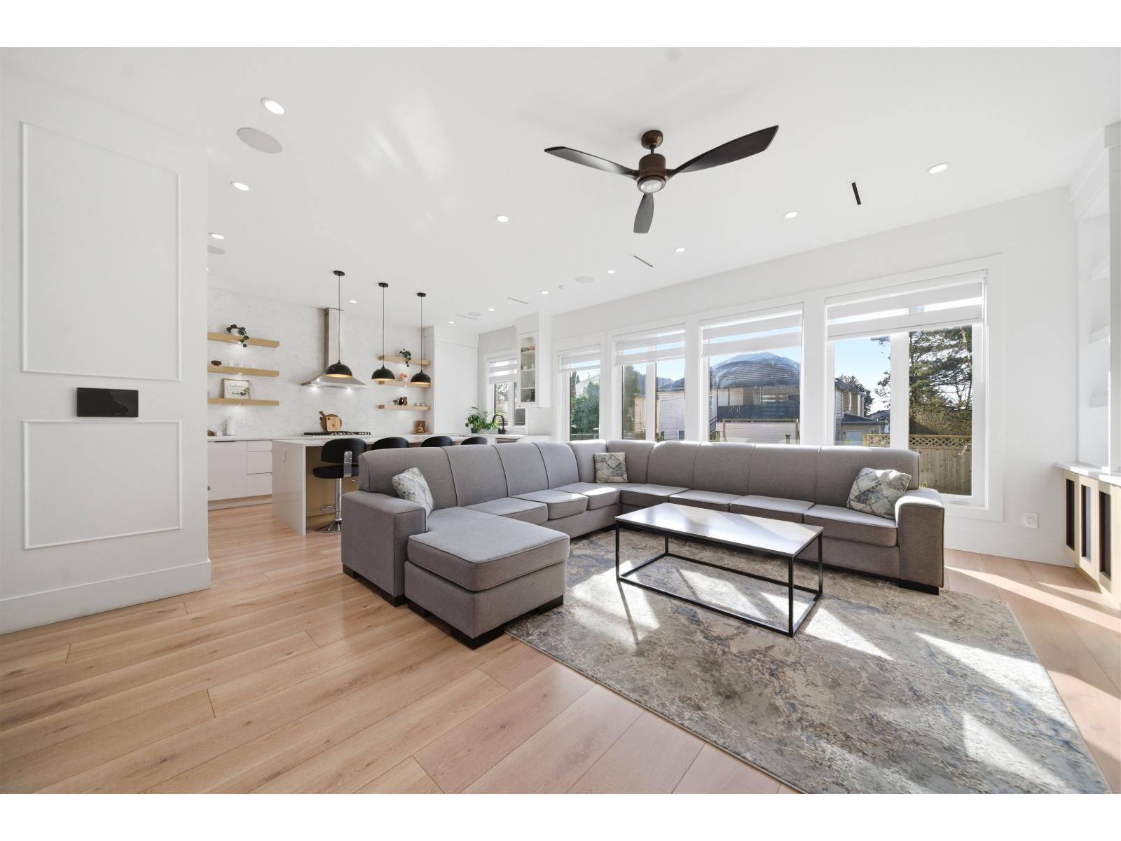 14718 90a Avenue, Surrey, British Columbia V3R 1B2 - Photo 2 - R3095691